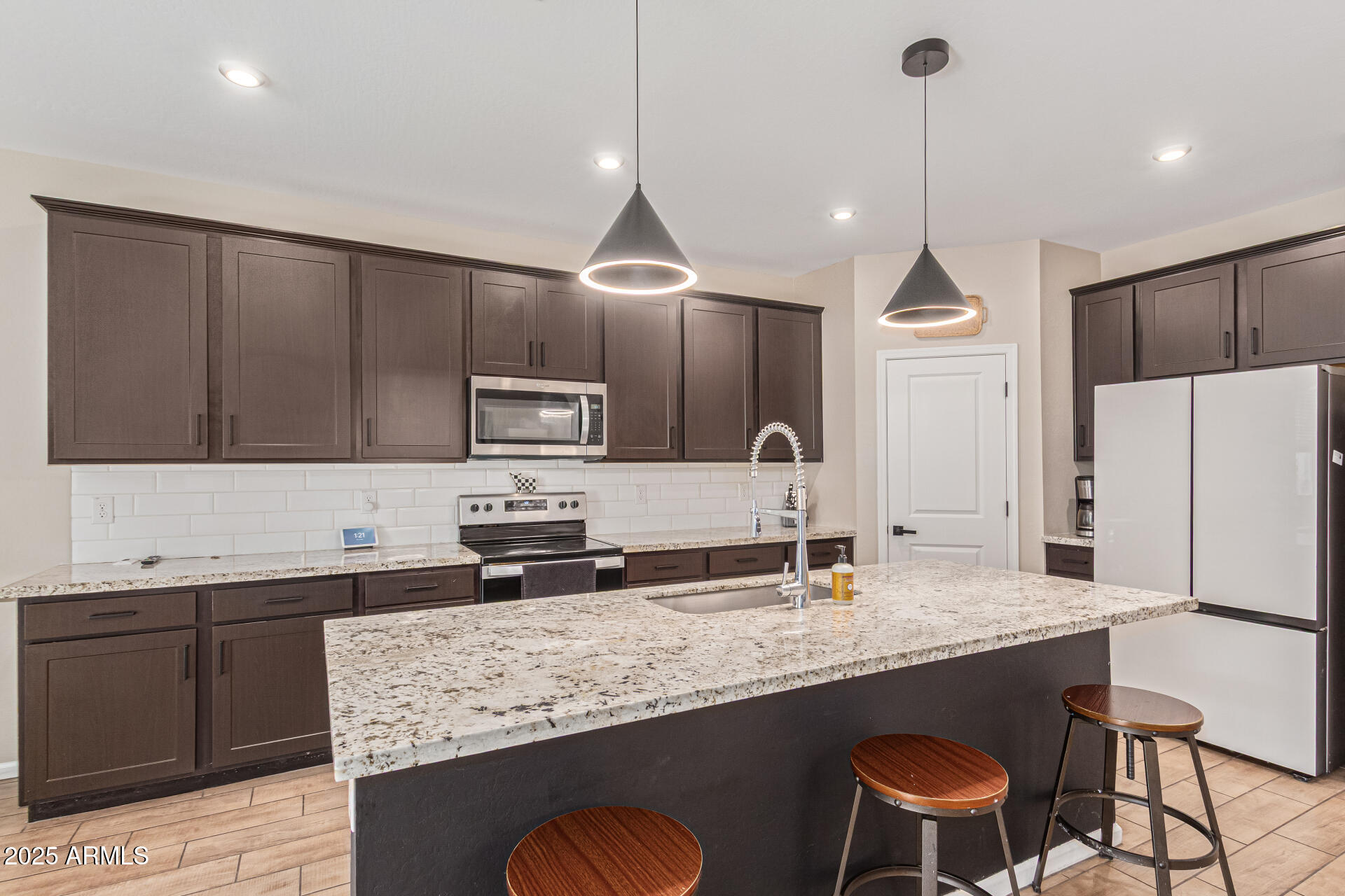 17763 W MONTE LINDO Lane