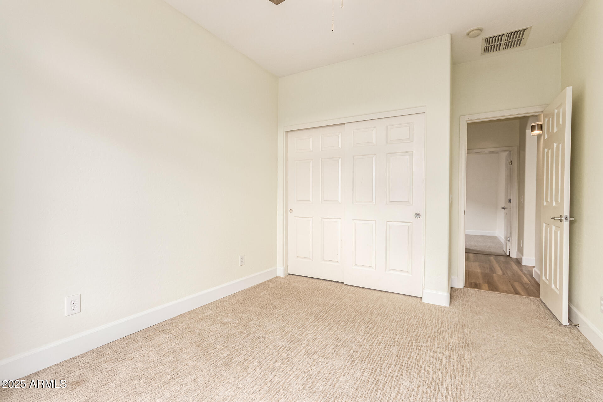 4618 W FORTUNE Drive