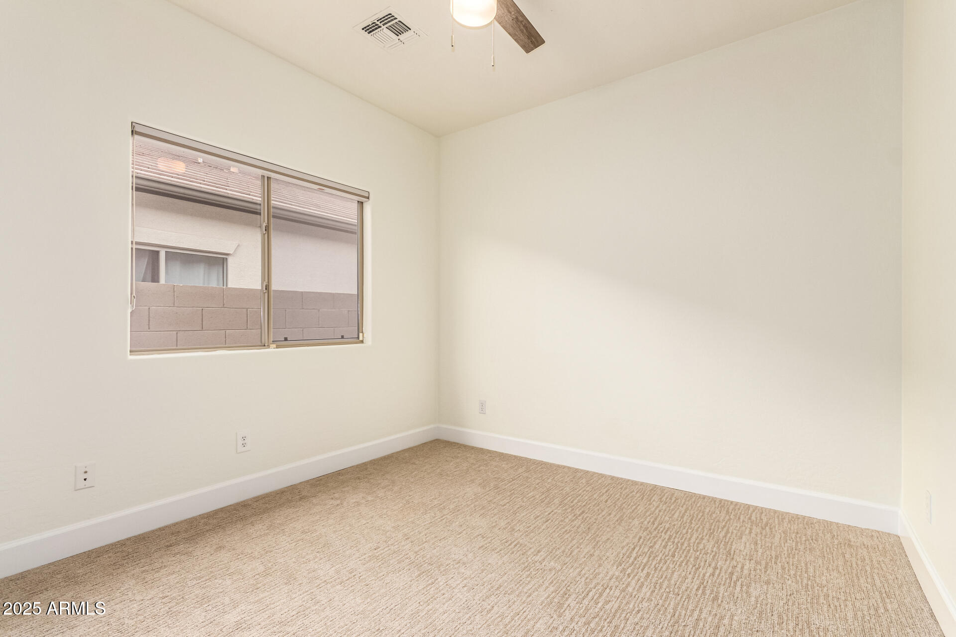 4618 W FORTUNE Drive