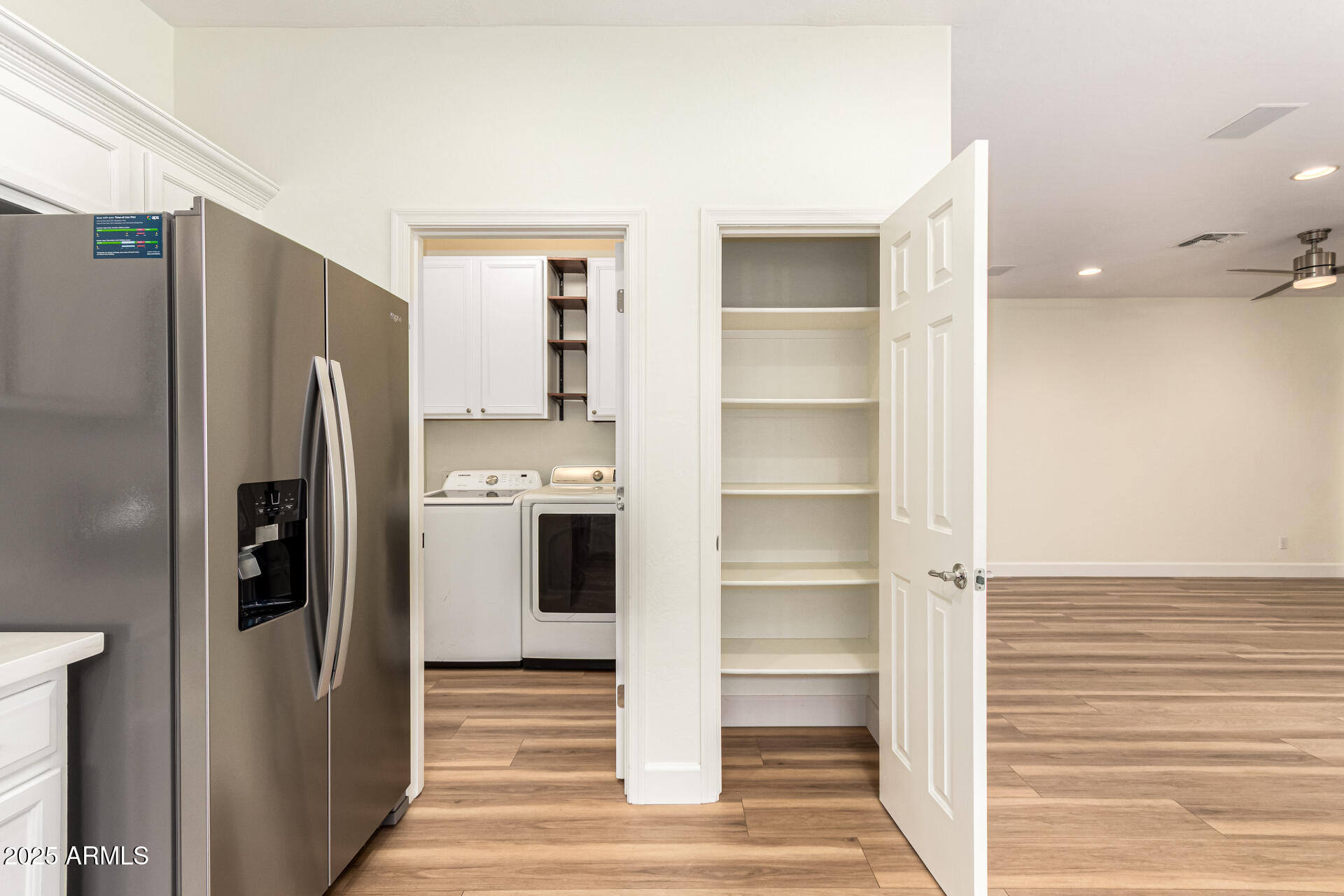 4618 W FORTUNE Drive