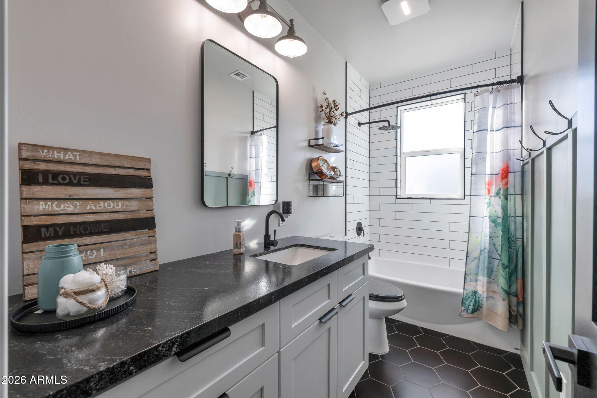 11224 W TETHER Trail W