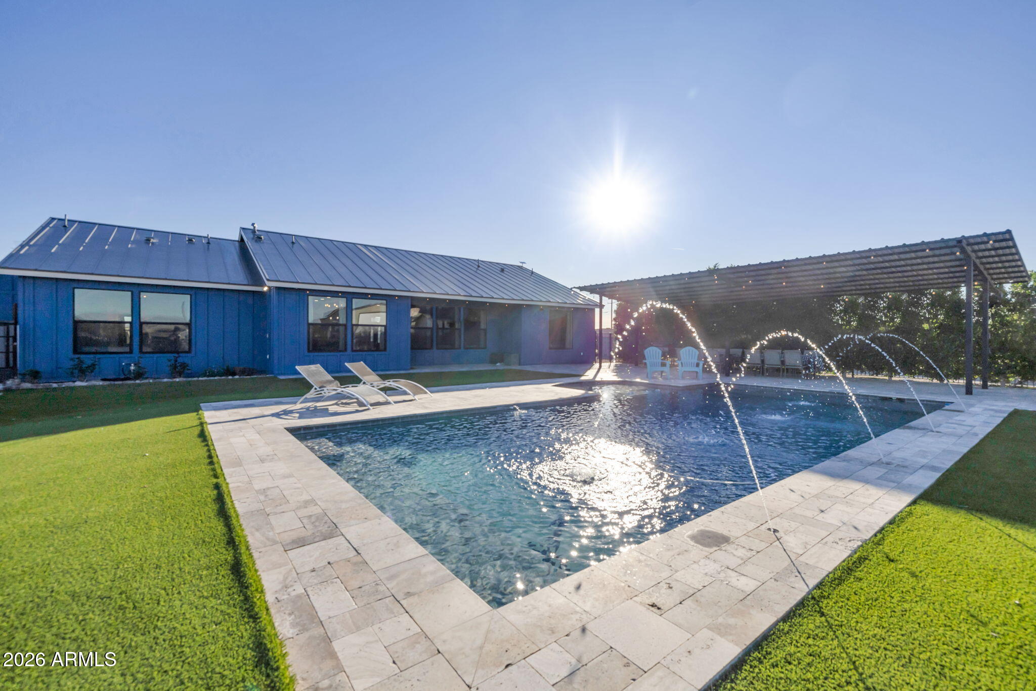 11224 W TETHER Trail W