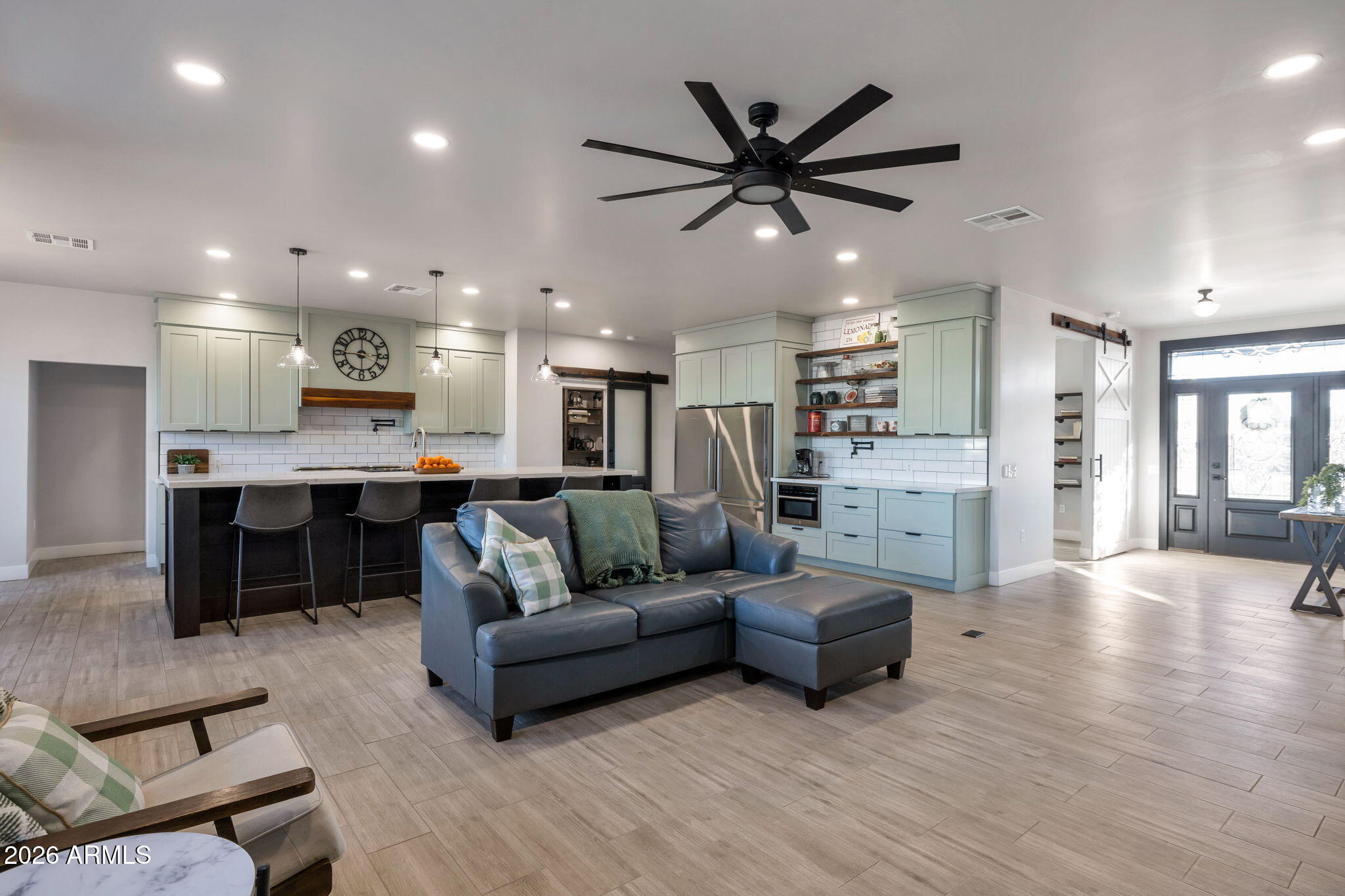 11224 W TETHER Trail W
