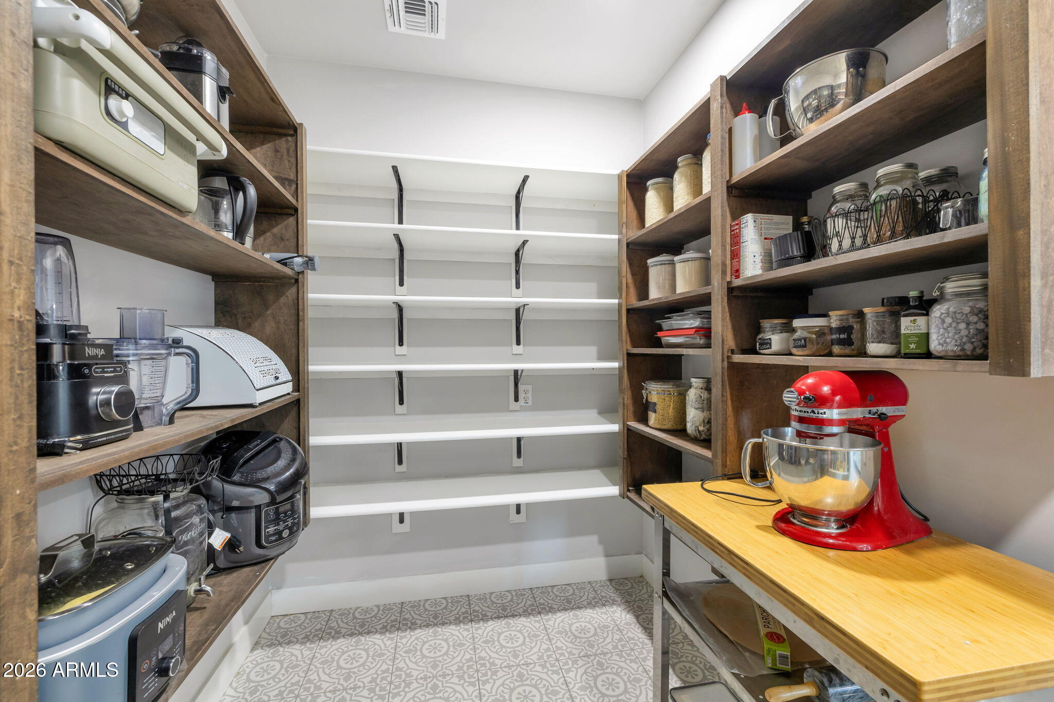 11224 W TETHER Trail W