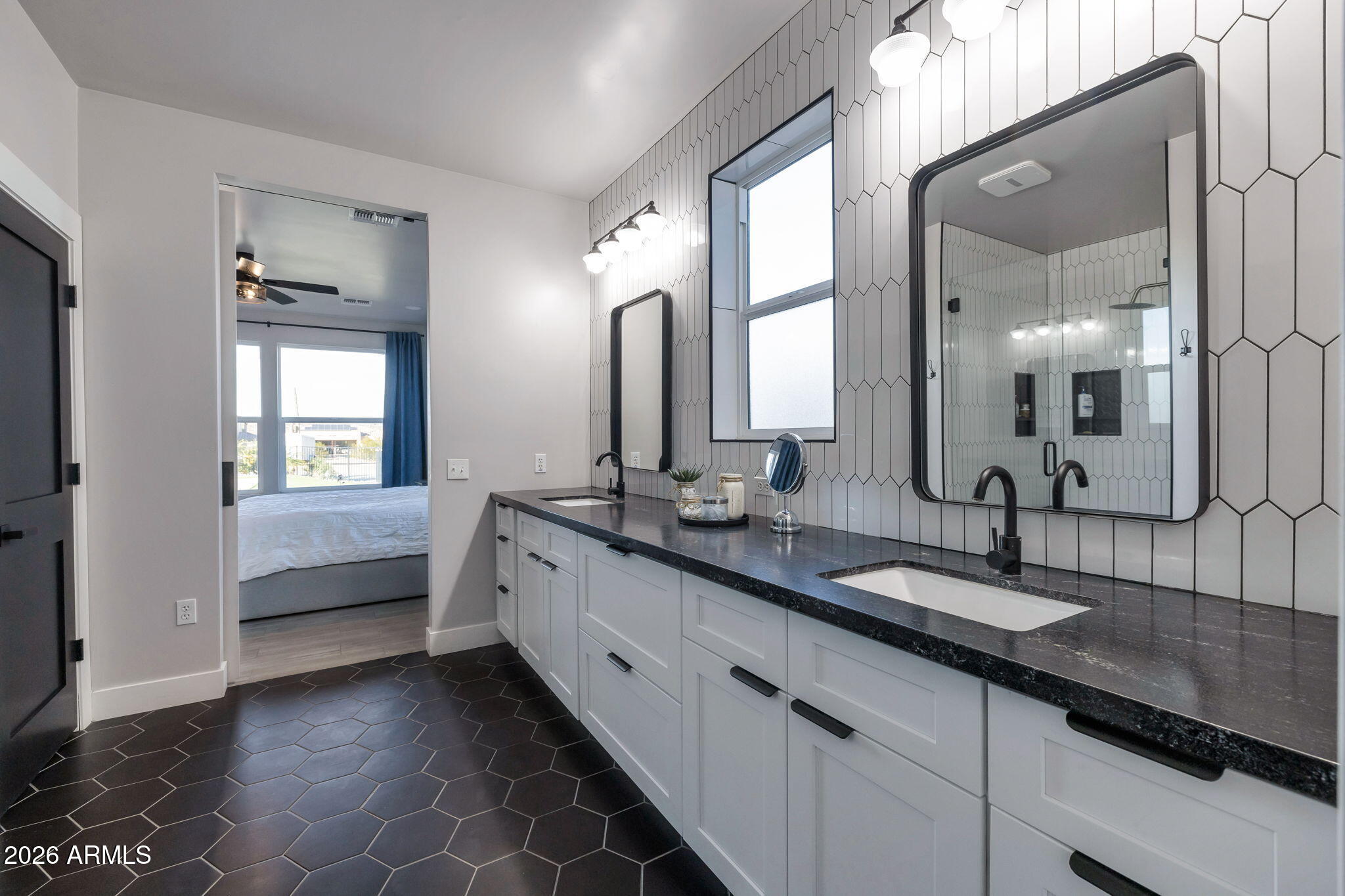 11224 W TETHER Trail W