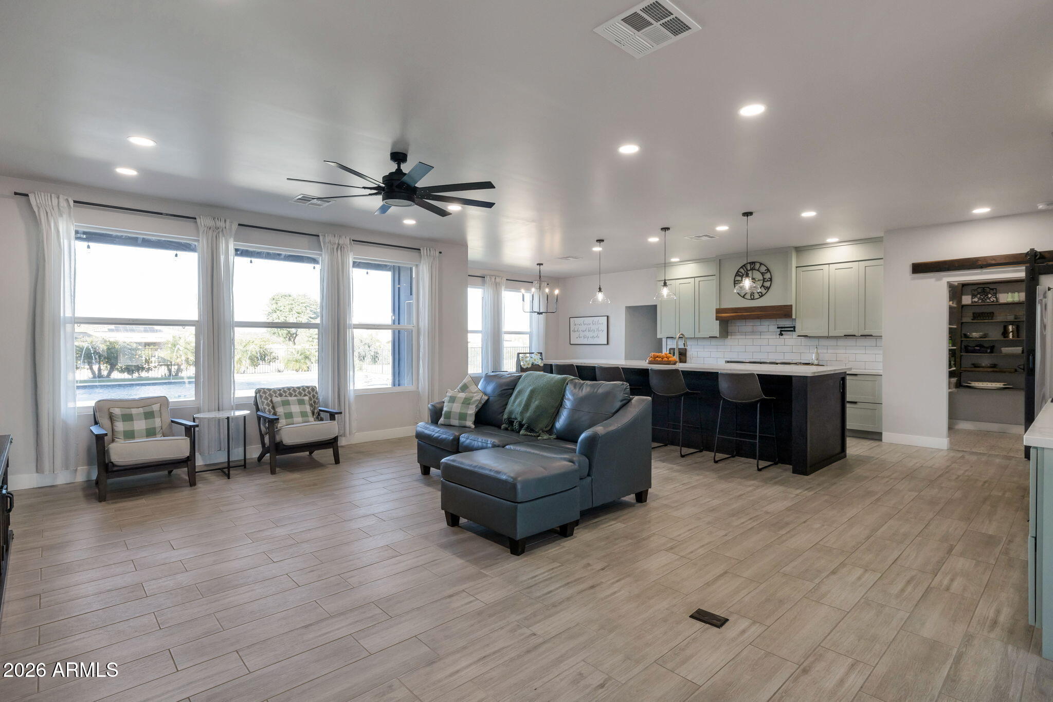 11224 W TETHER Trail W