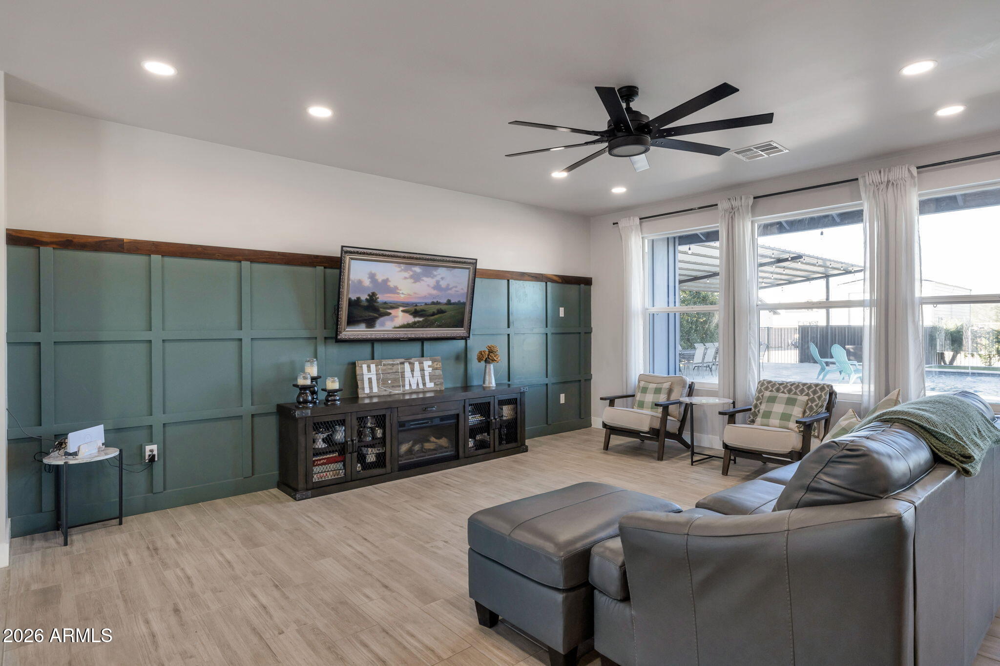 11224 W TETHER Trail W