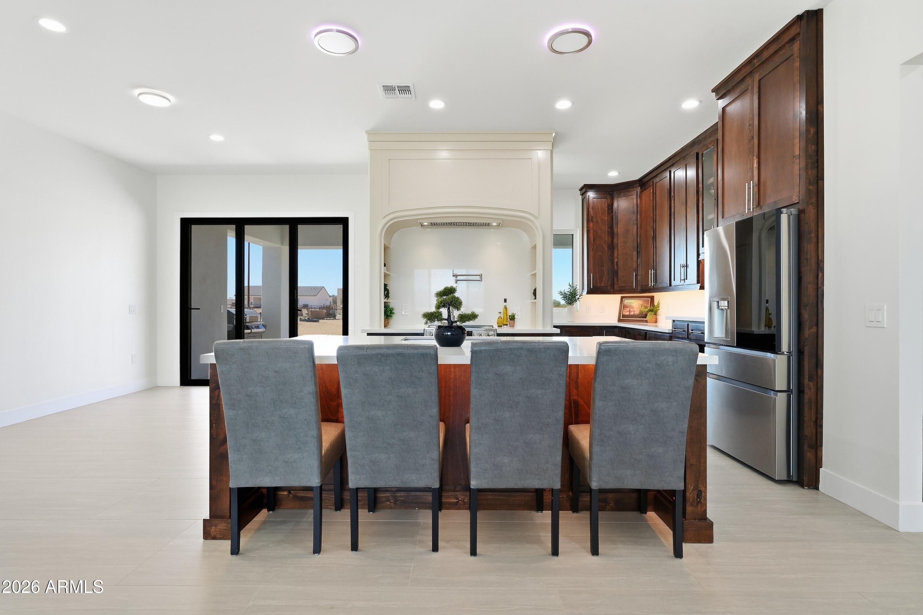 26540 S 186TH Avenue