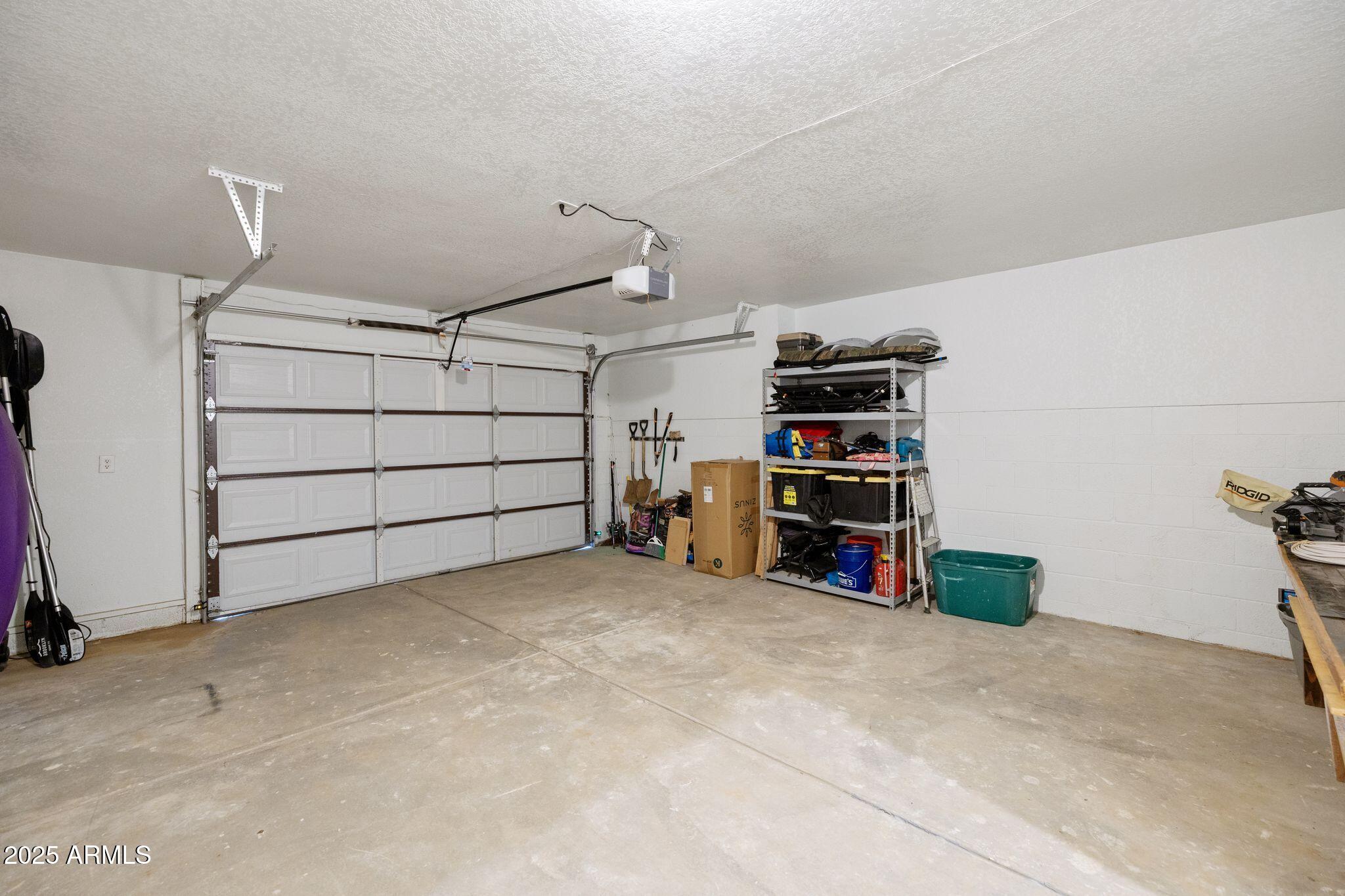 8046 S MILLSITE Drive