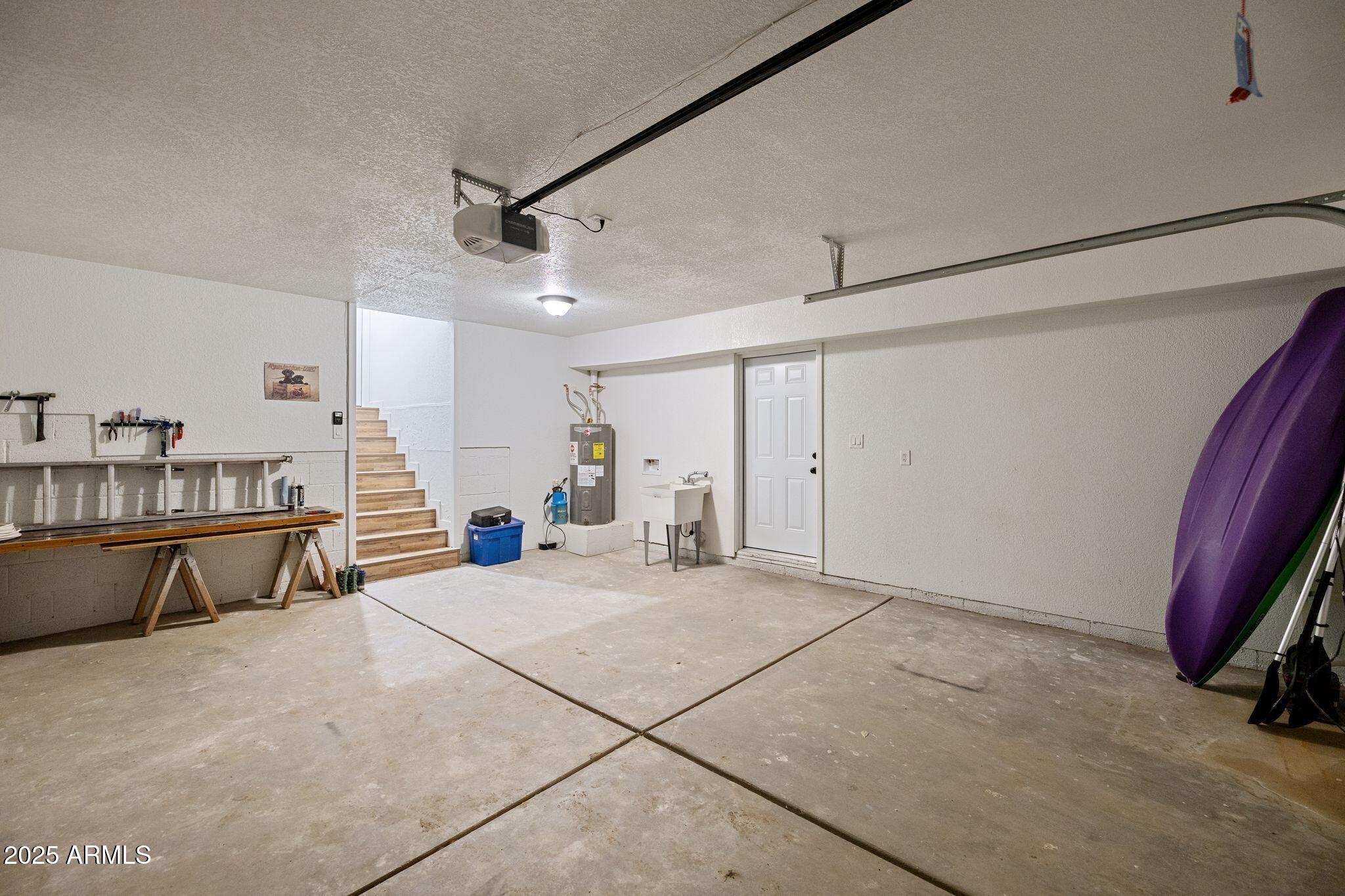 8046 S MILLSITE Drive