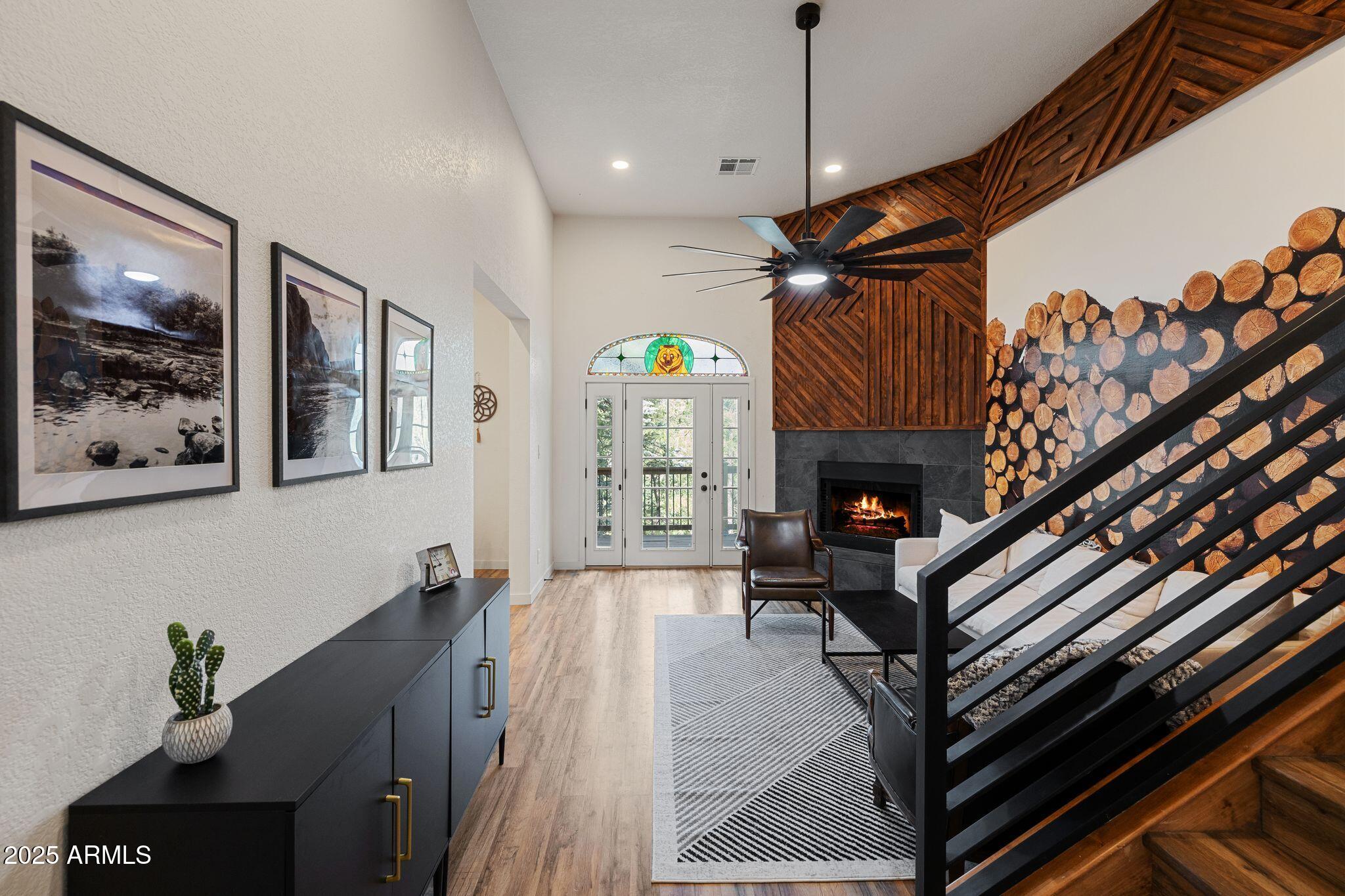 8046 S MILLSITE Drive