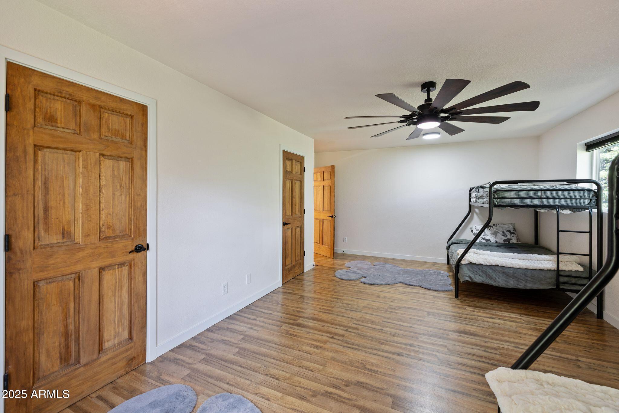 8046 S MILLSITE Drive