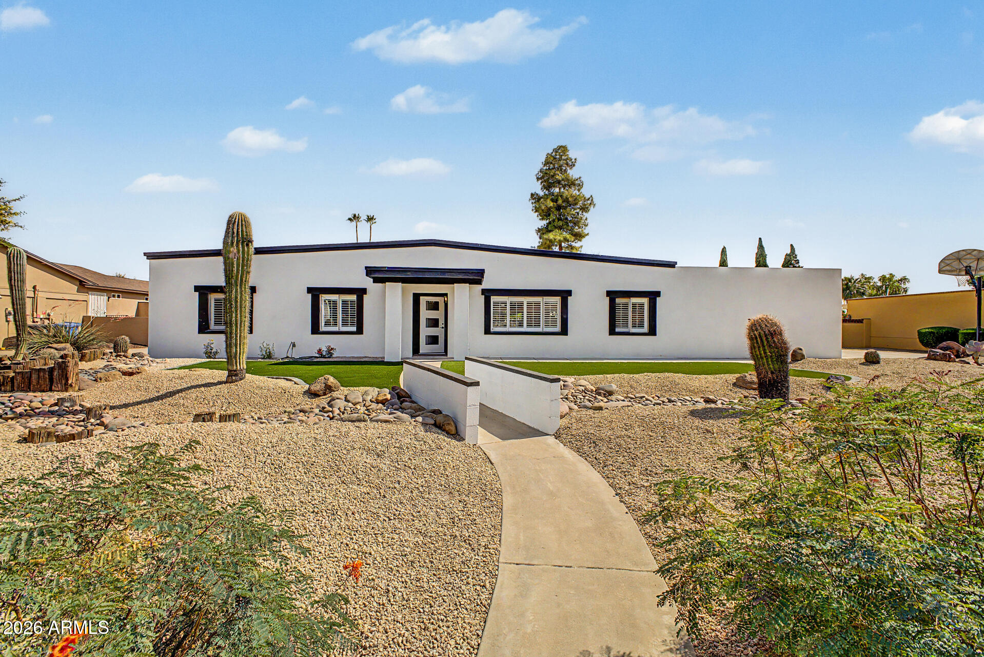 5539 E SWEETWATER Avenue