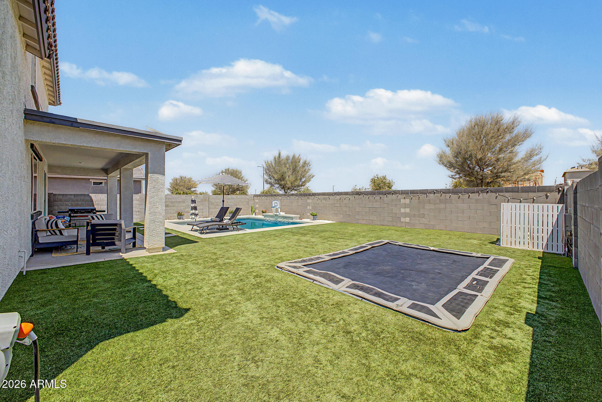 17756 W MONTE LINDO Lane