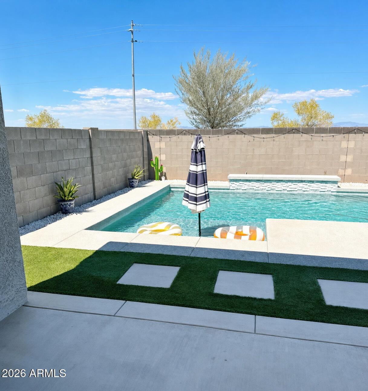17756 W MONTE LINDO Lane