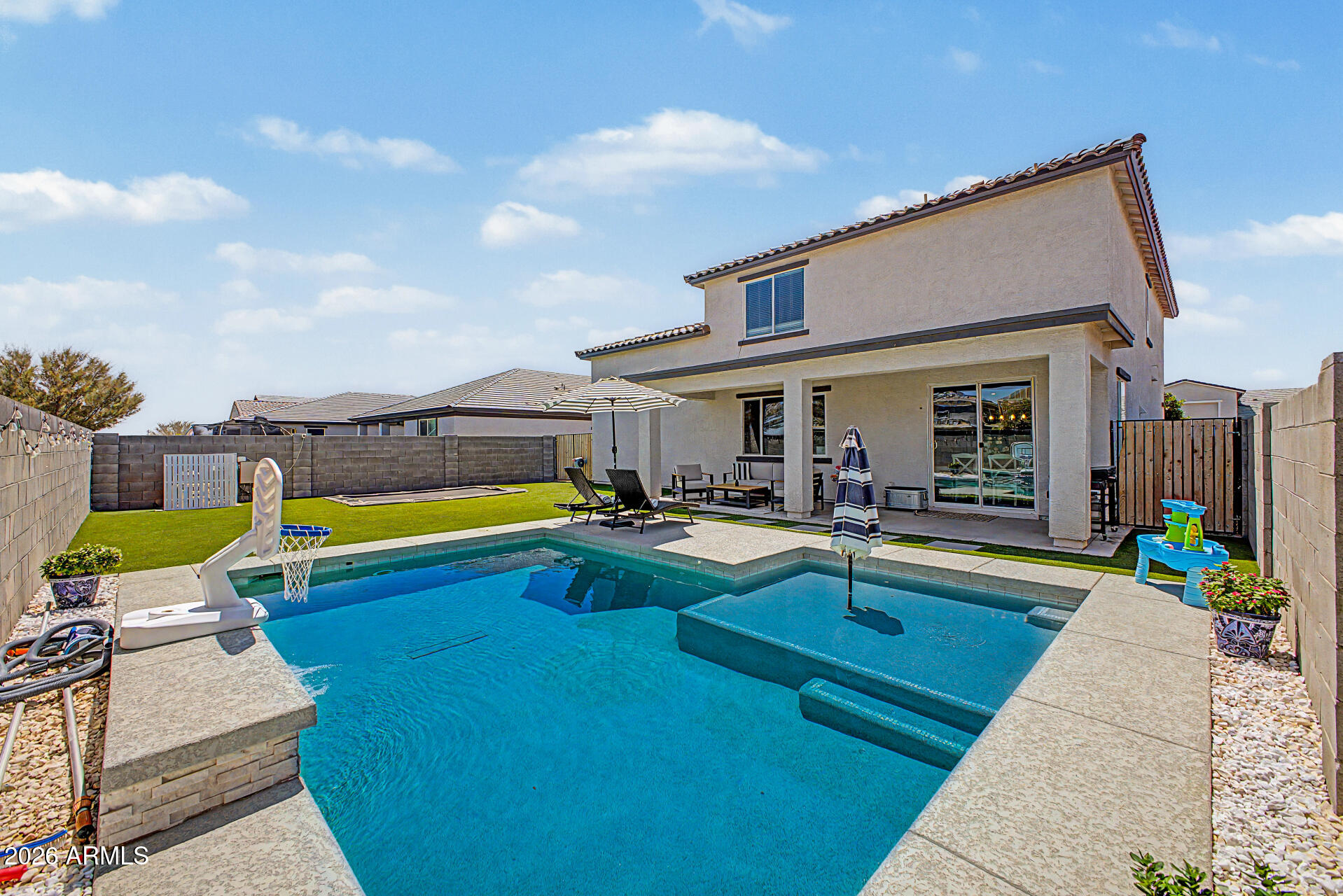 17756 W MONTE LINDO Lane