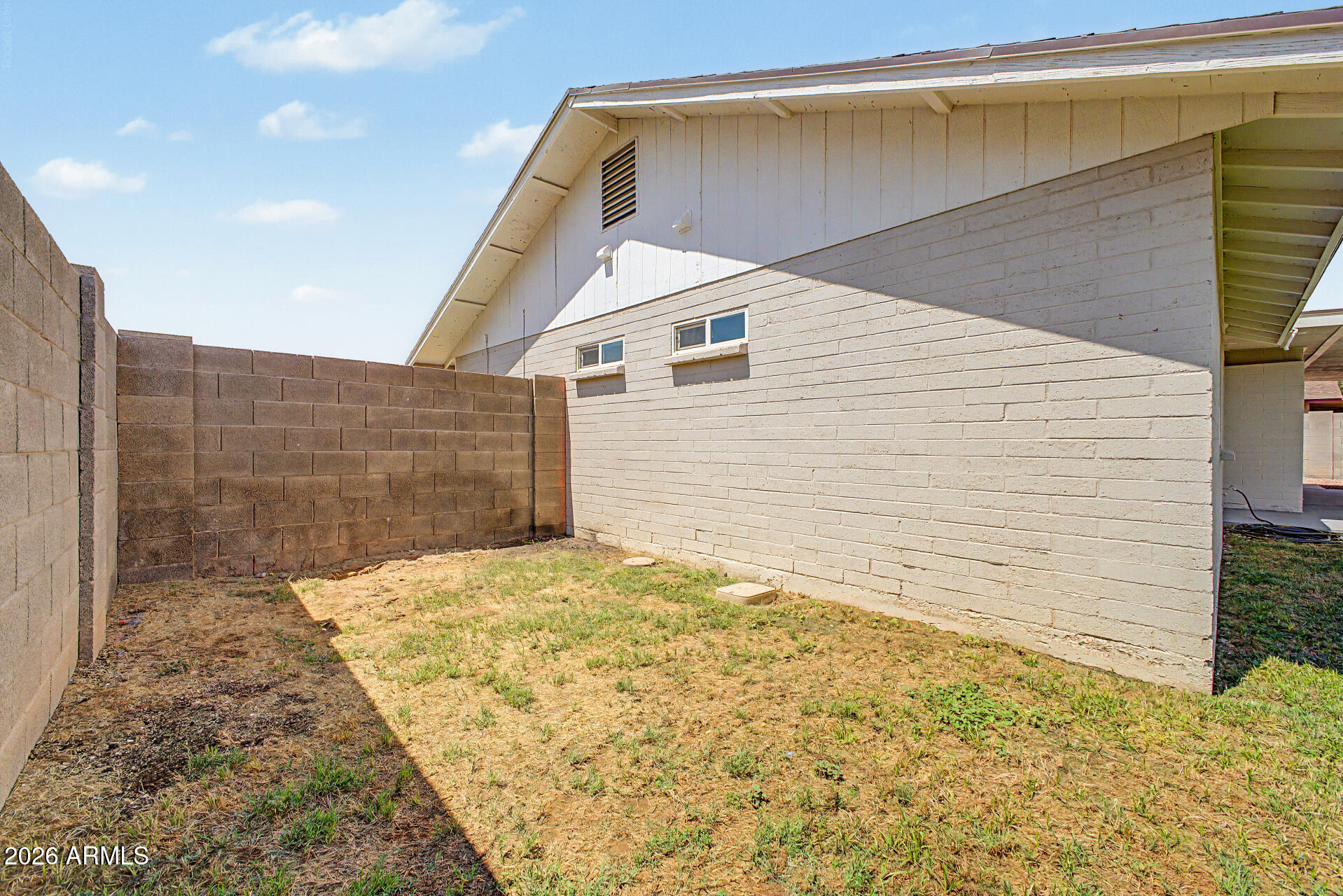 6938 W CAMERON Drive