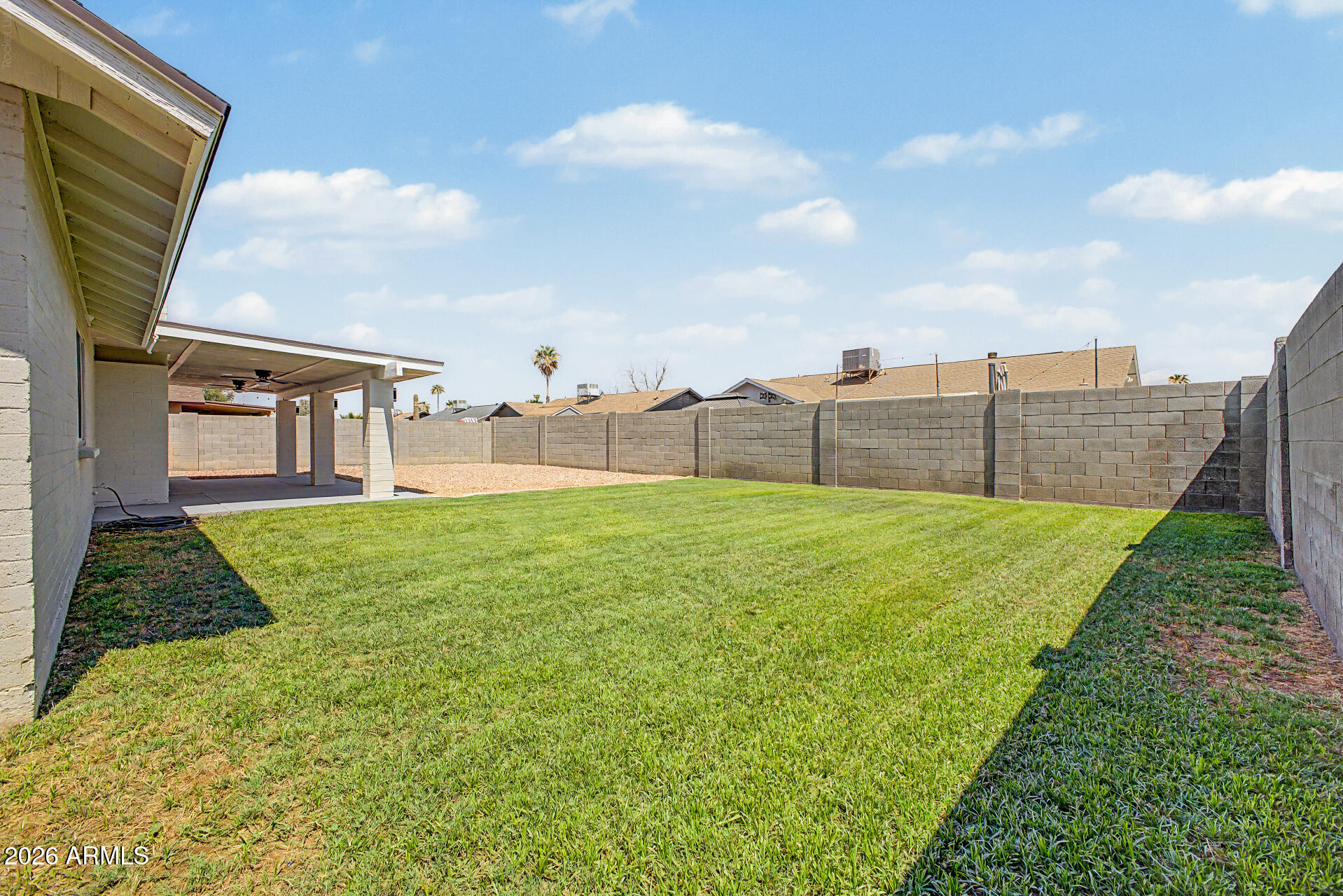 6938 W CAMERON Drive