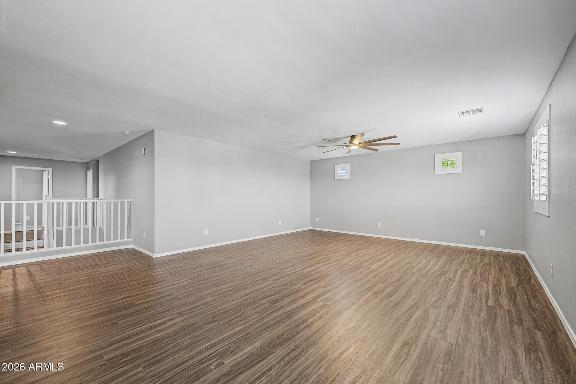 18040 W LOUISE Drive