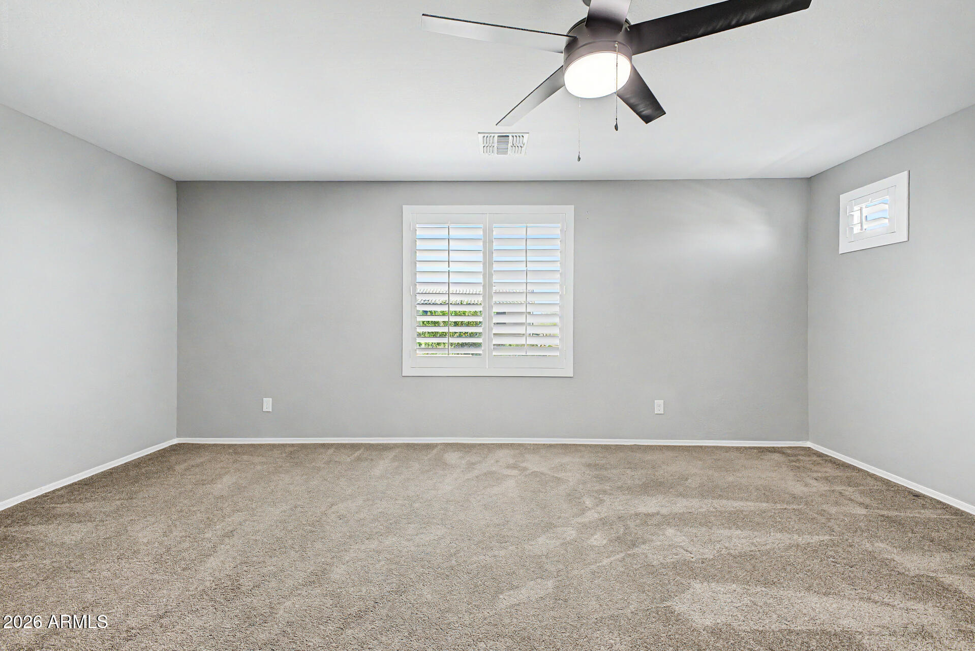 18040 W LOUISE Drive