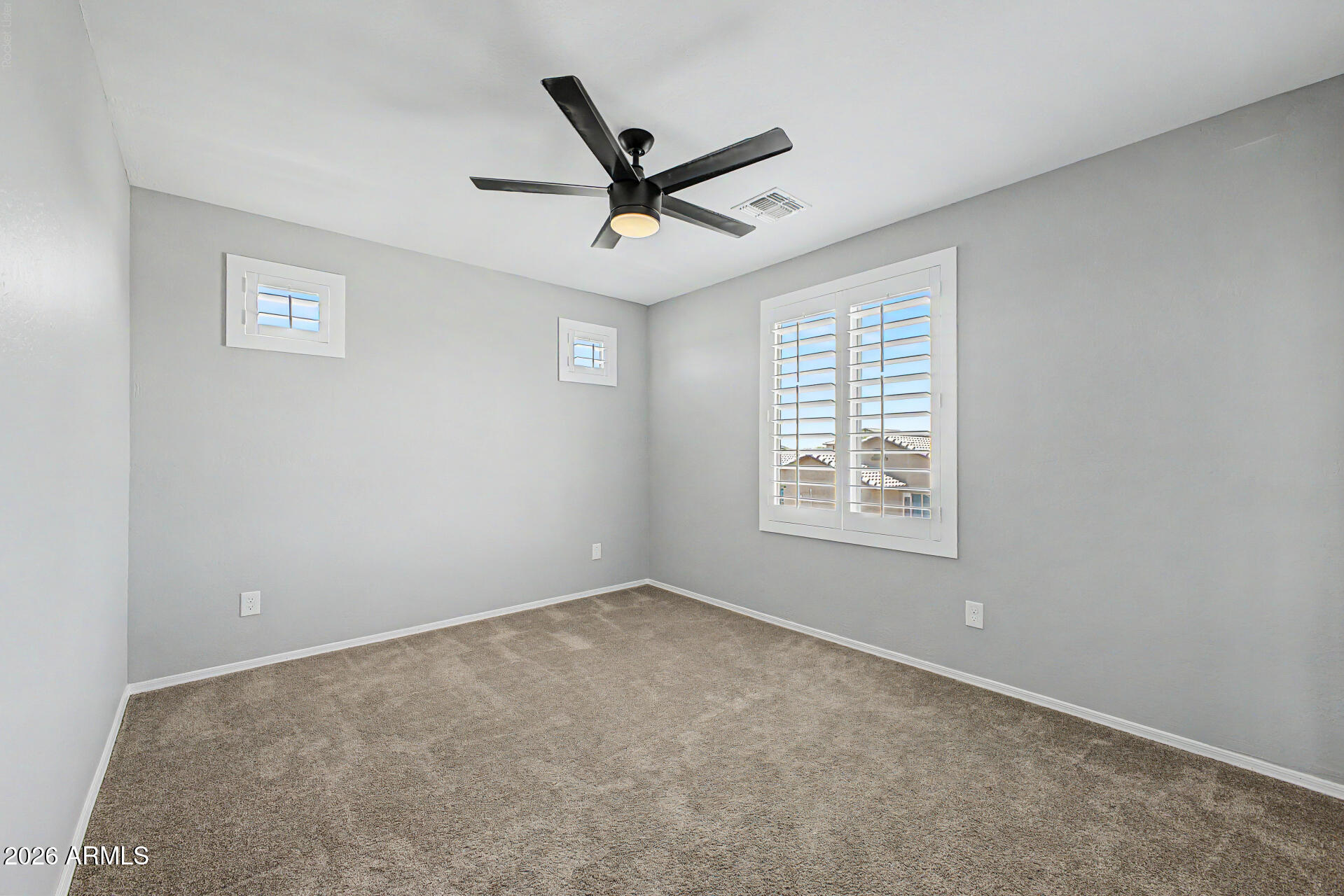 18040 W LOUISE Drive