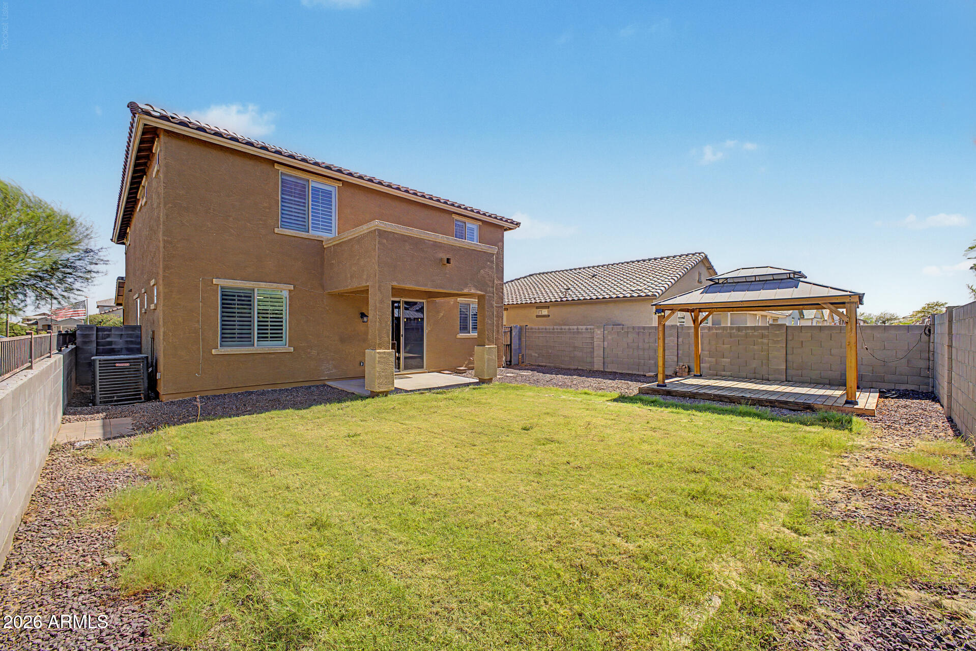 18040 W LOUISE Drive