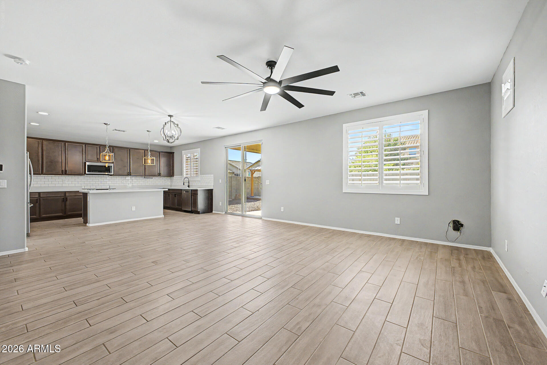 18040 W LOUISE Drive