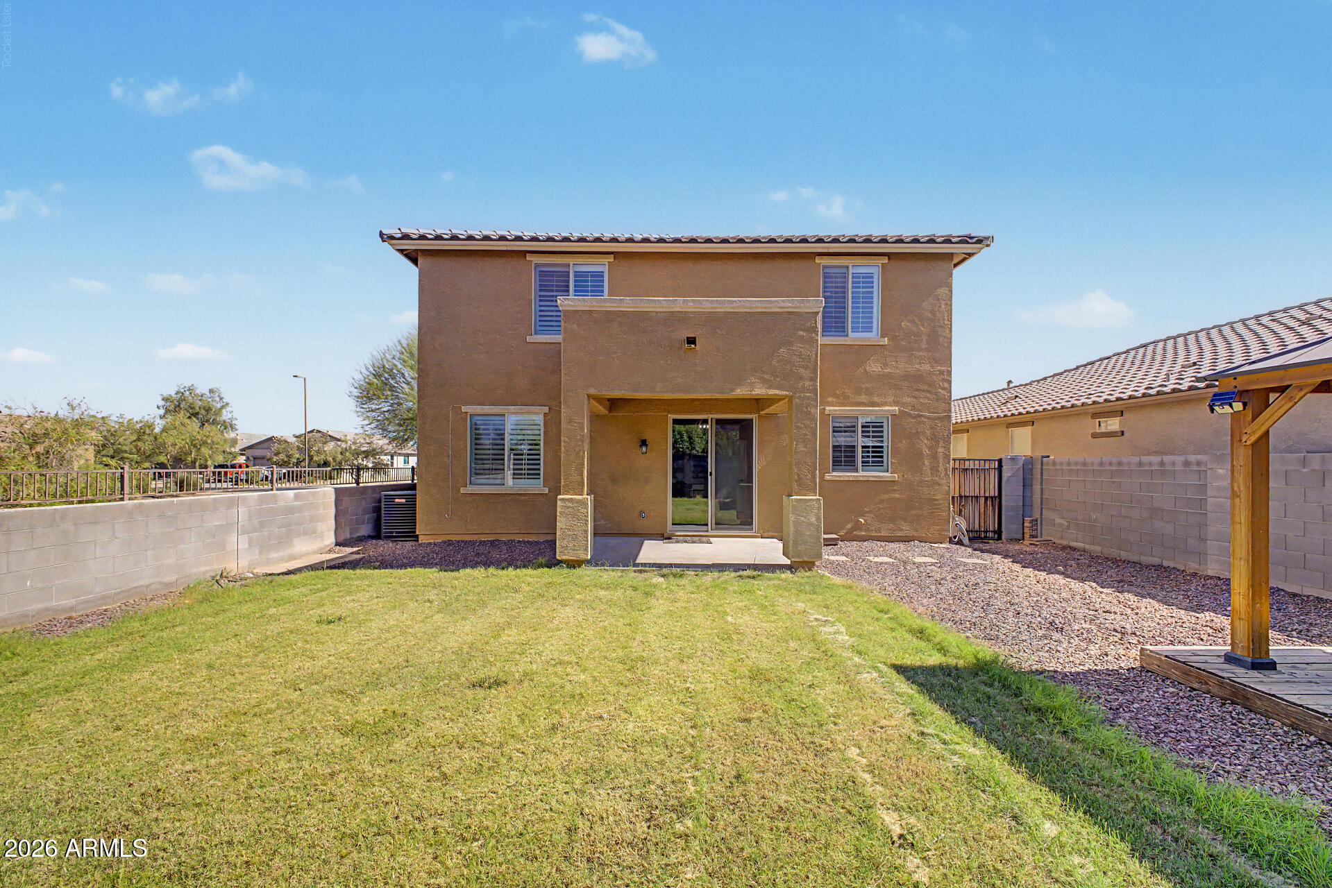 18040 W LOUISE Drive