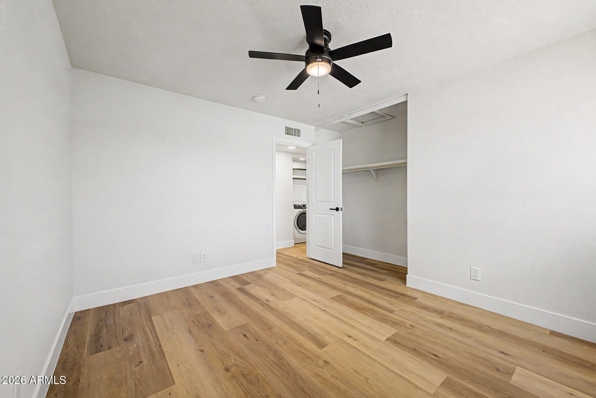 851 N 87TH Place
