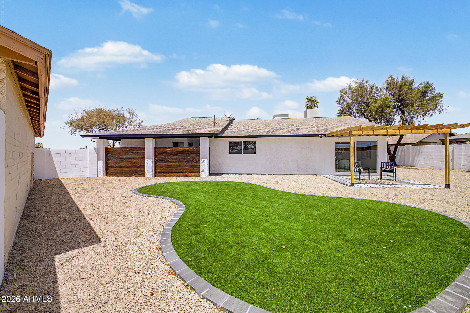 851 N 87TH Place
