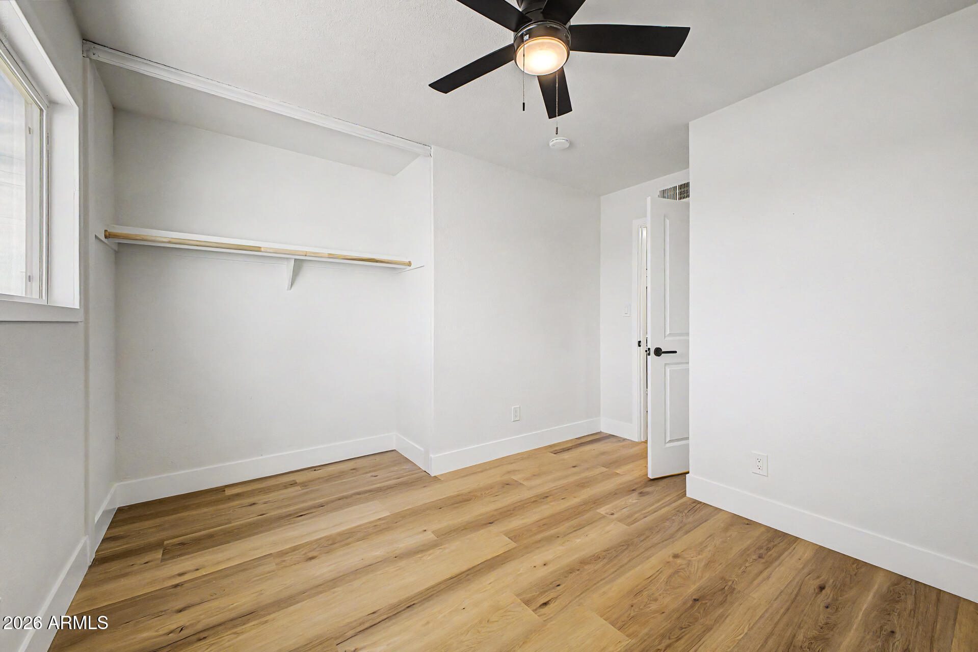 851 N 87TH Place