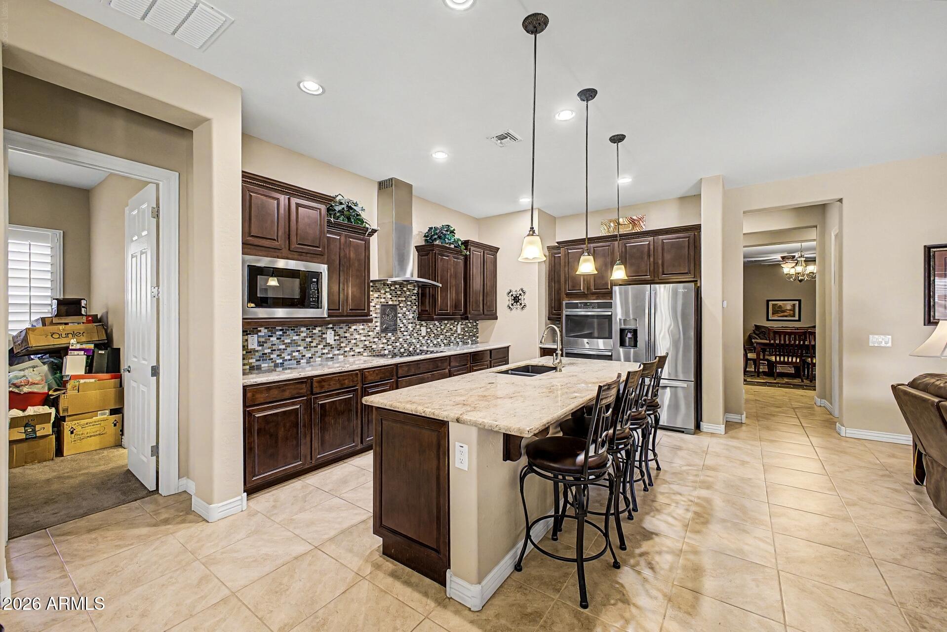 18468 W PARADISE Lane