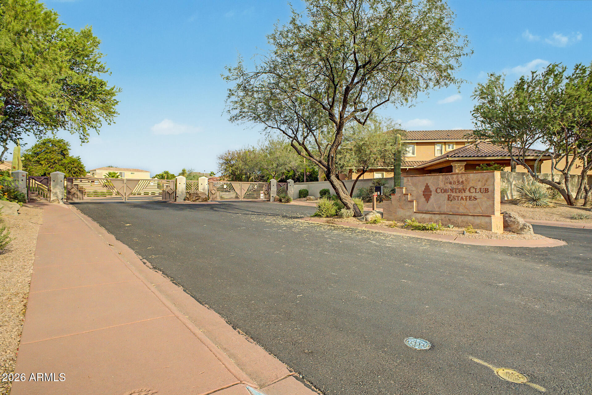 4055 N RECKER Road 51