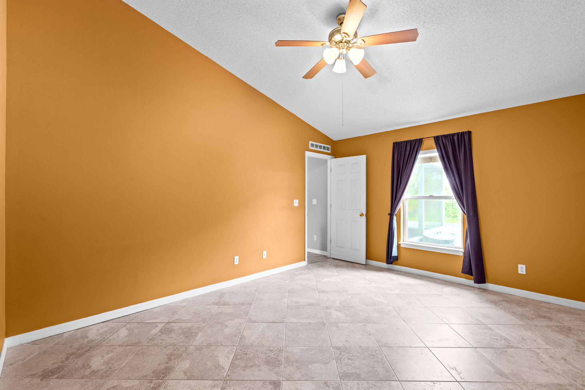 1025 SW Spataro Avenue, Port St. Lucie