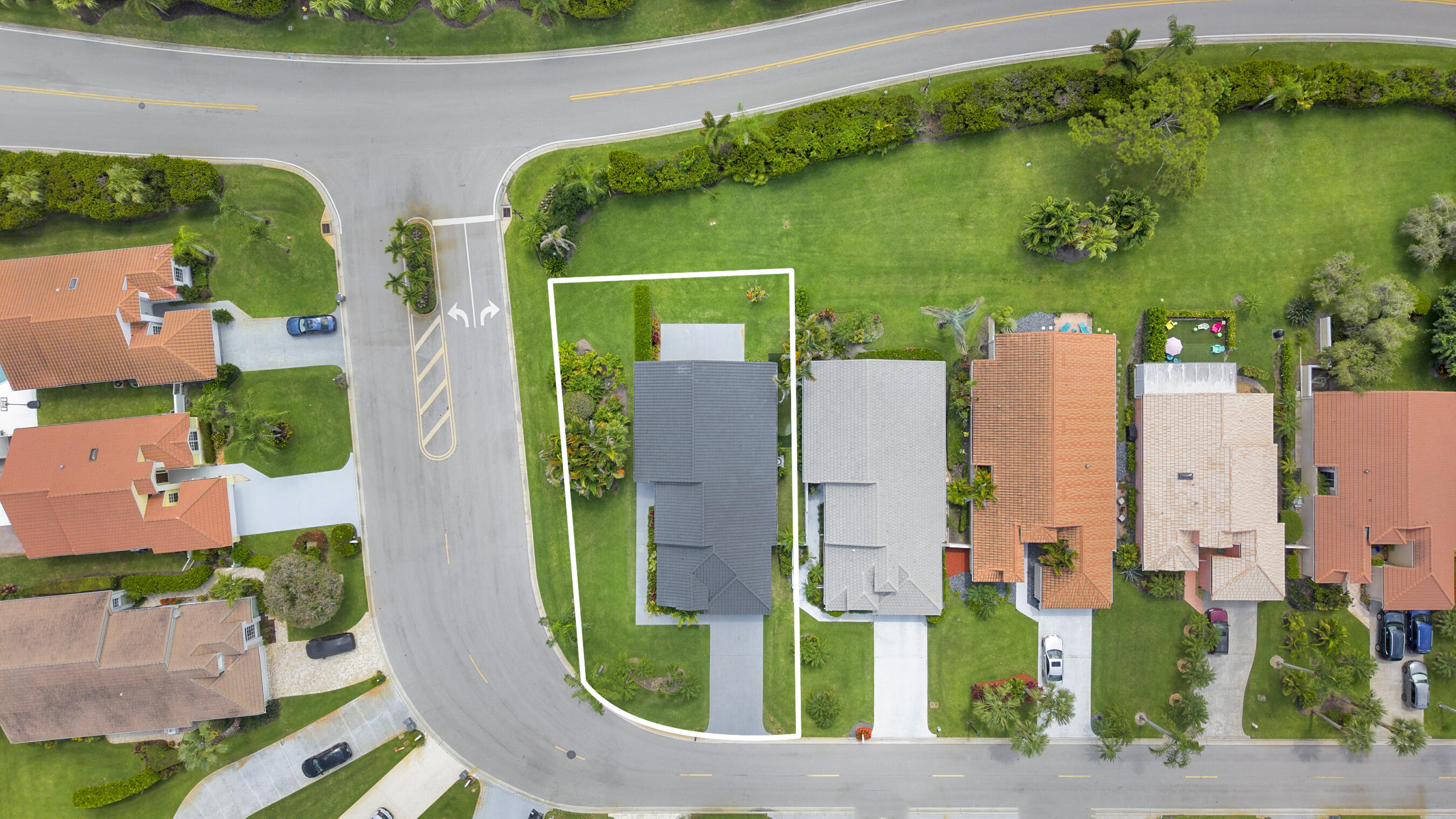 13878 Palm Grove Place