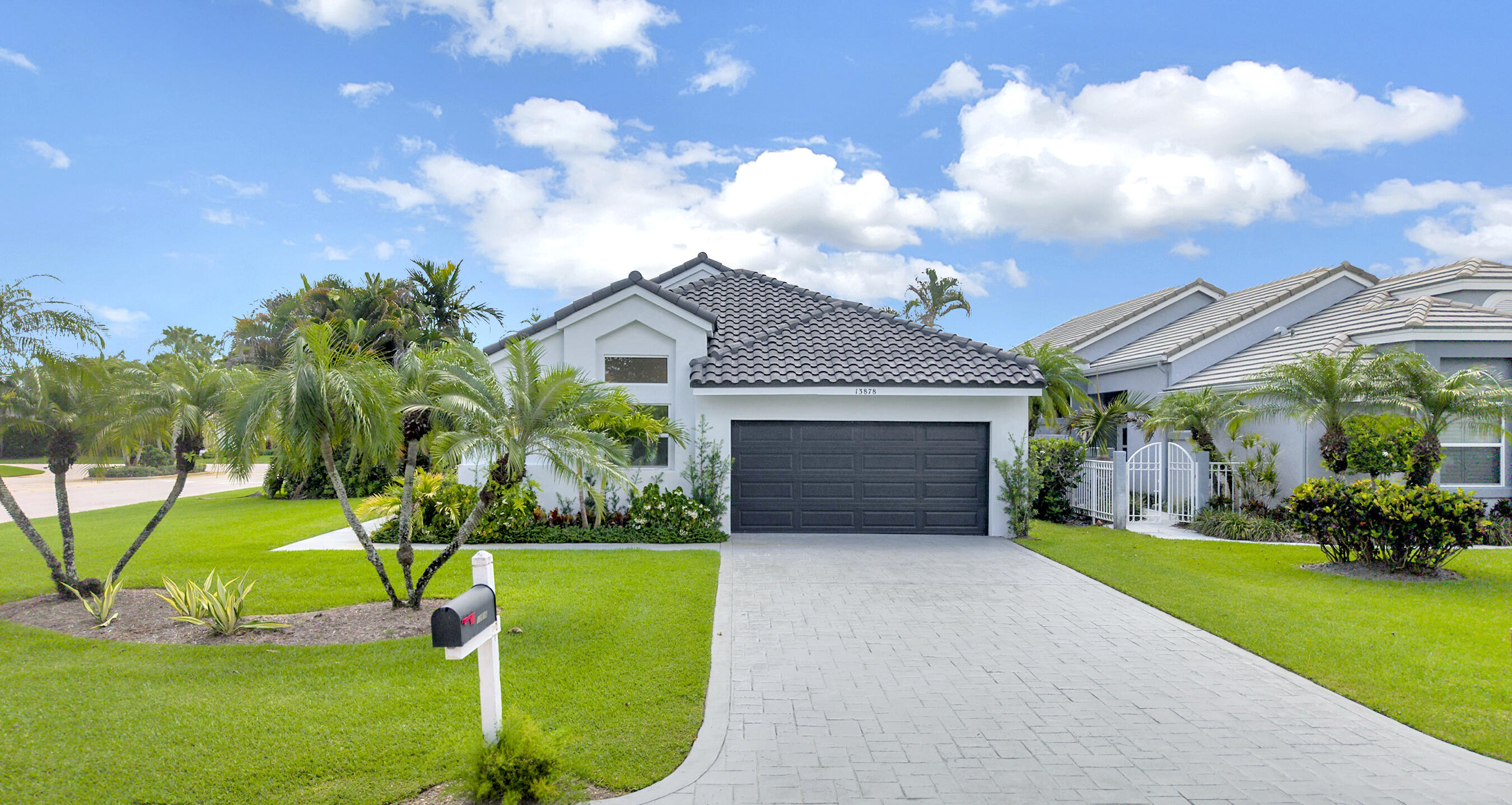 13878 Palm Grove Place