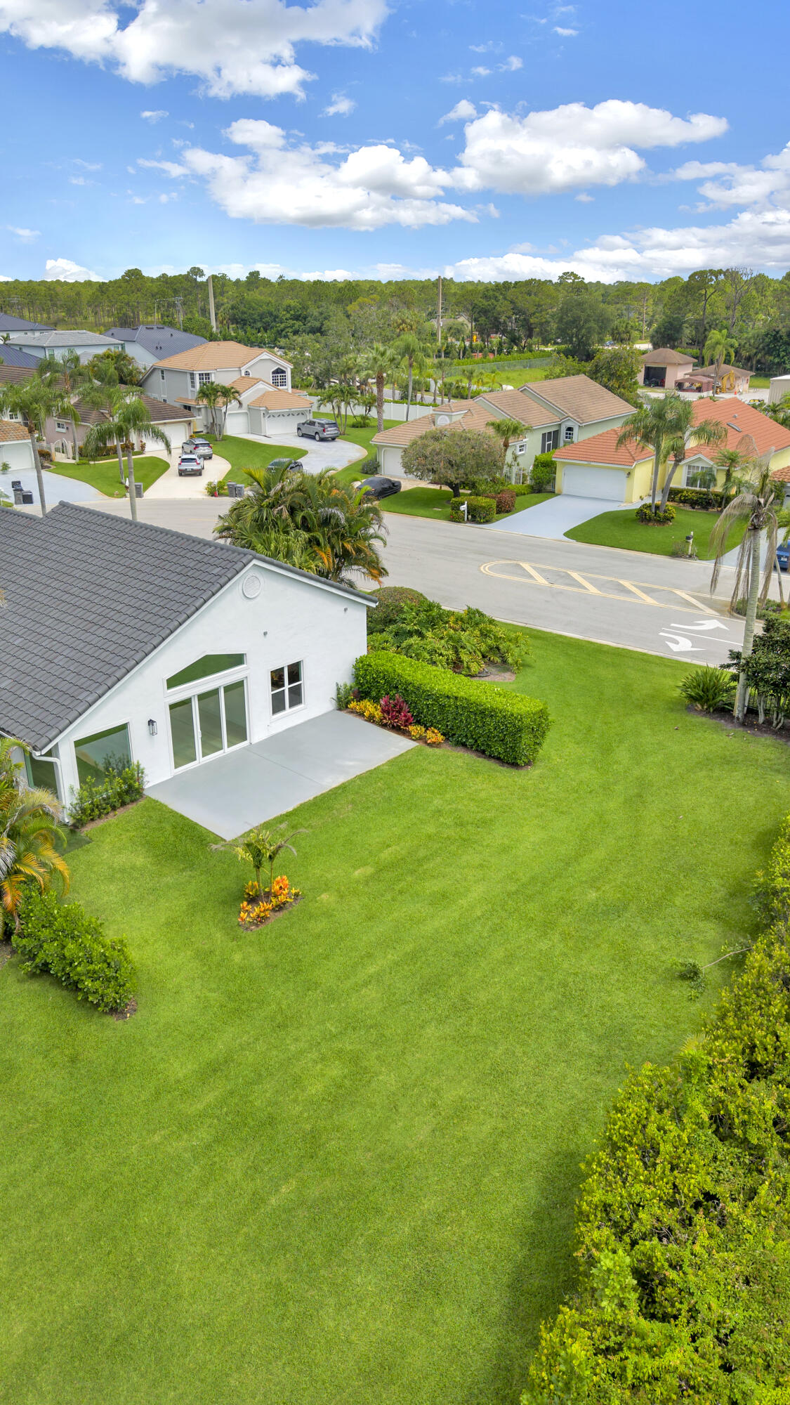 13878 Palm Grove Place