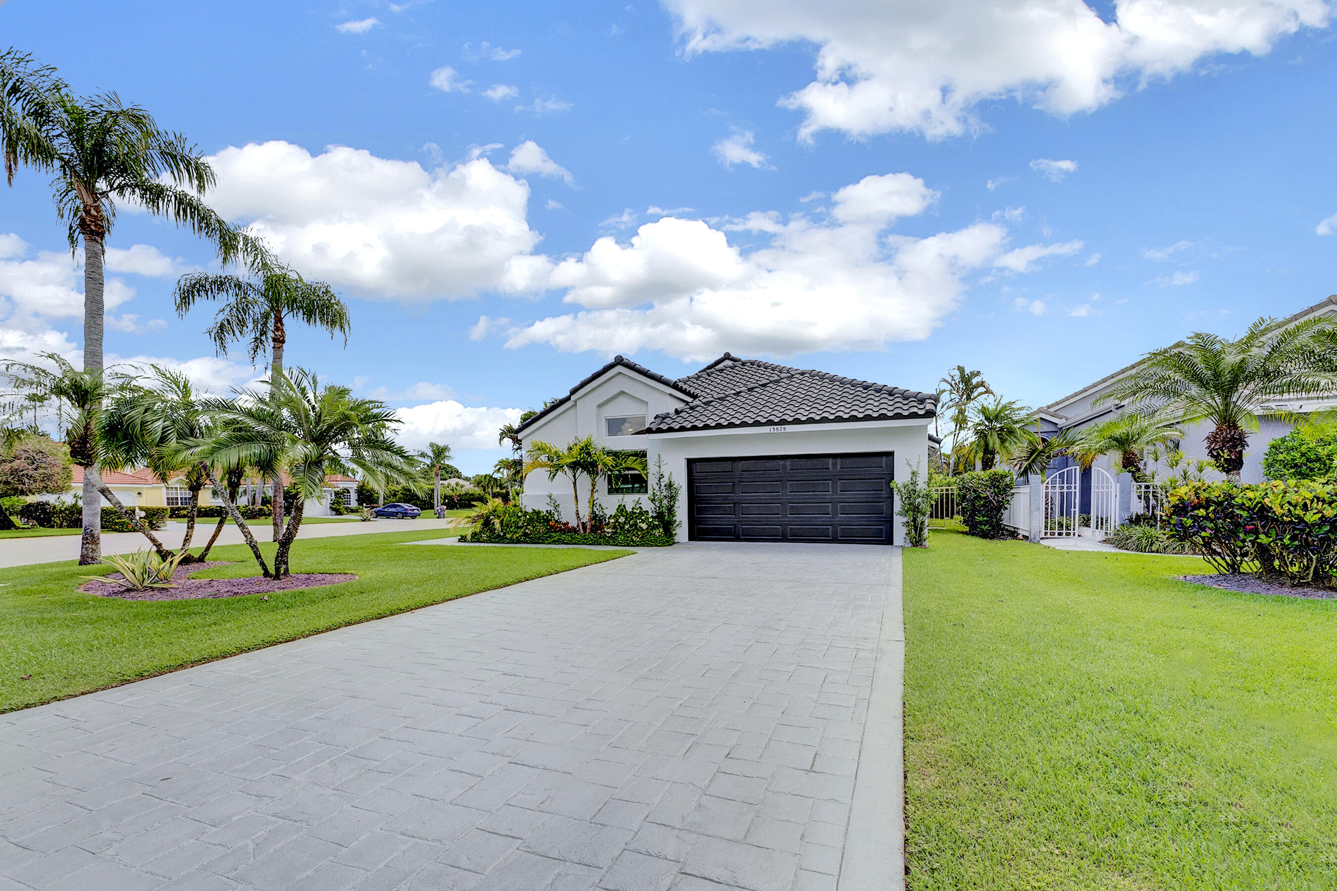 13878 Palm Grove Place