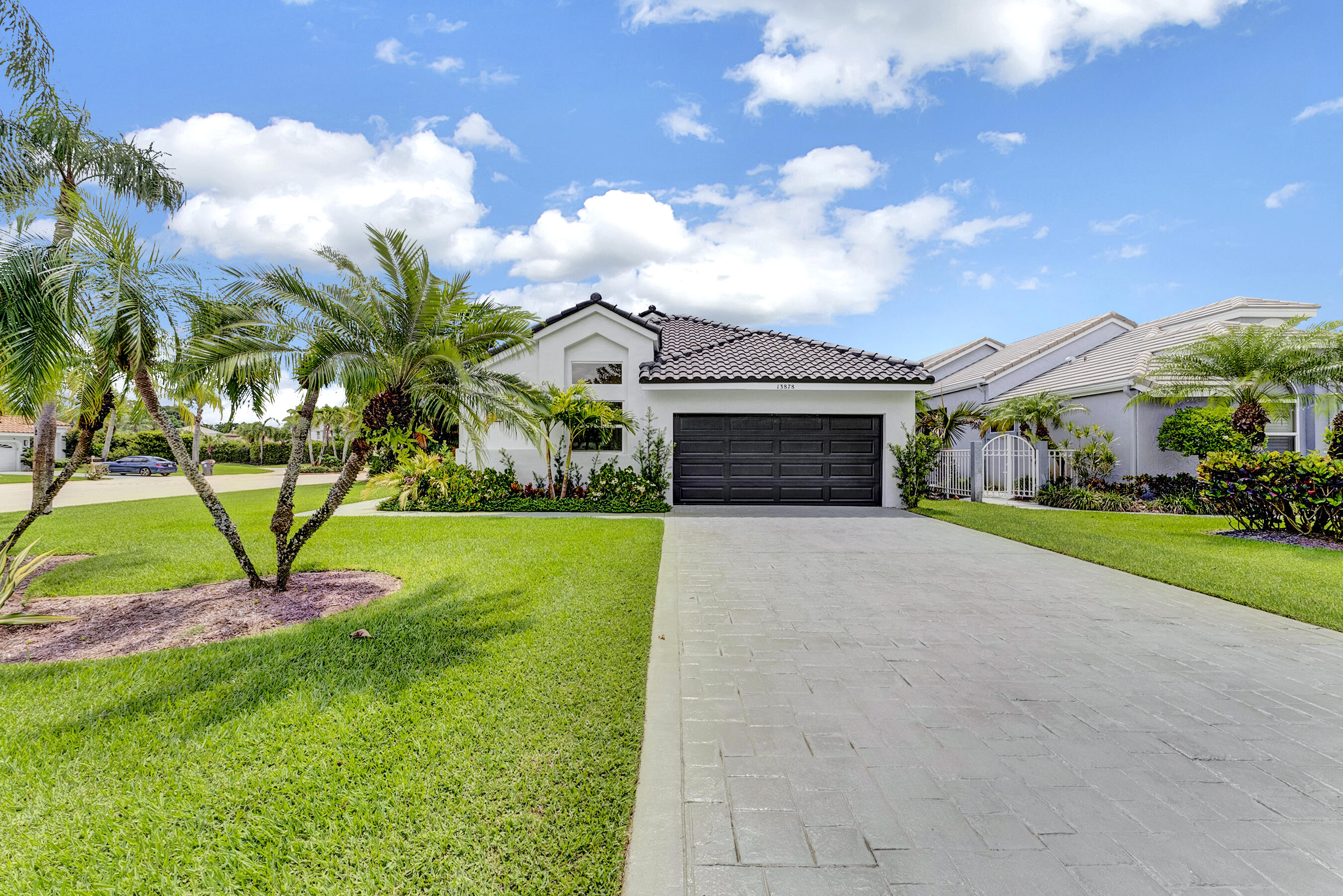 13878 Palm Grove Place