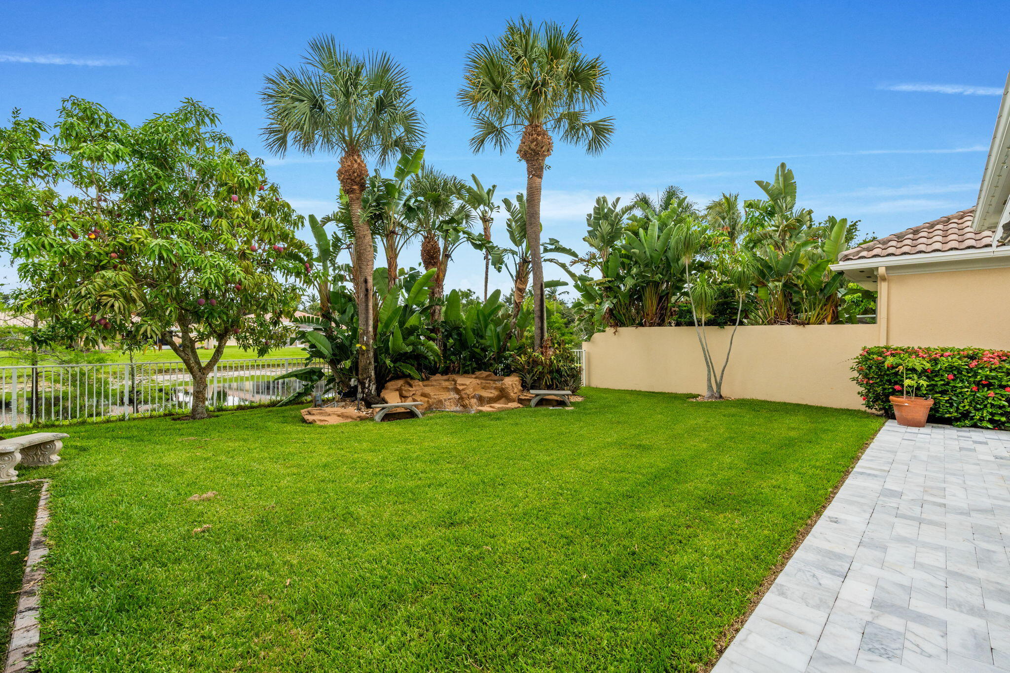 8342 Dominica Place