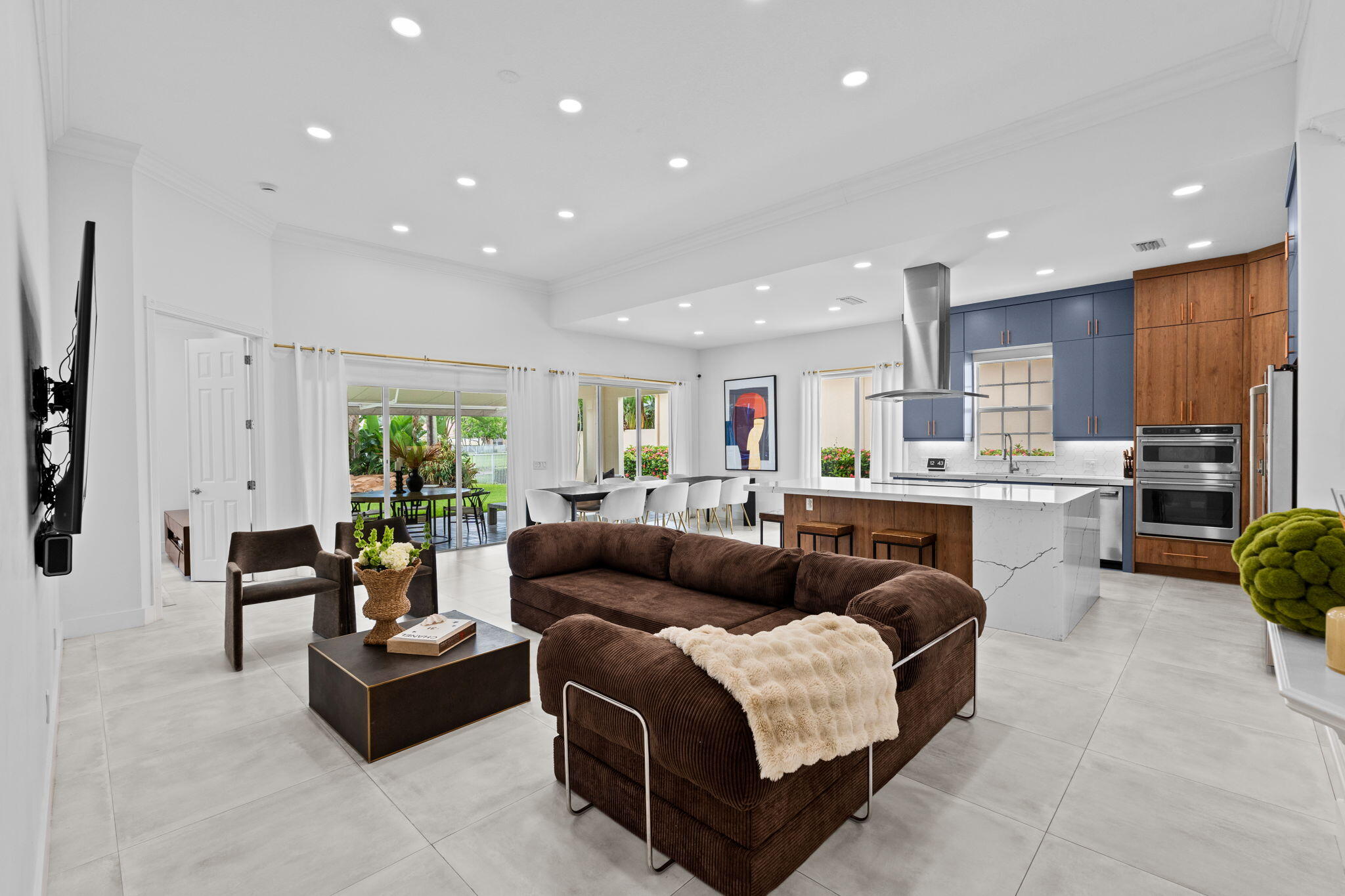 8342 Dominica Place