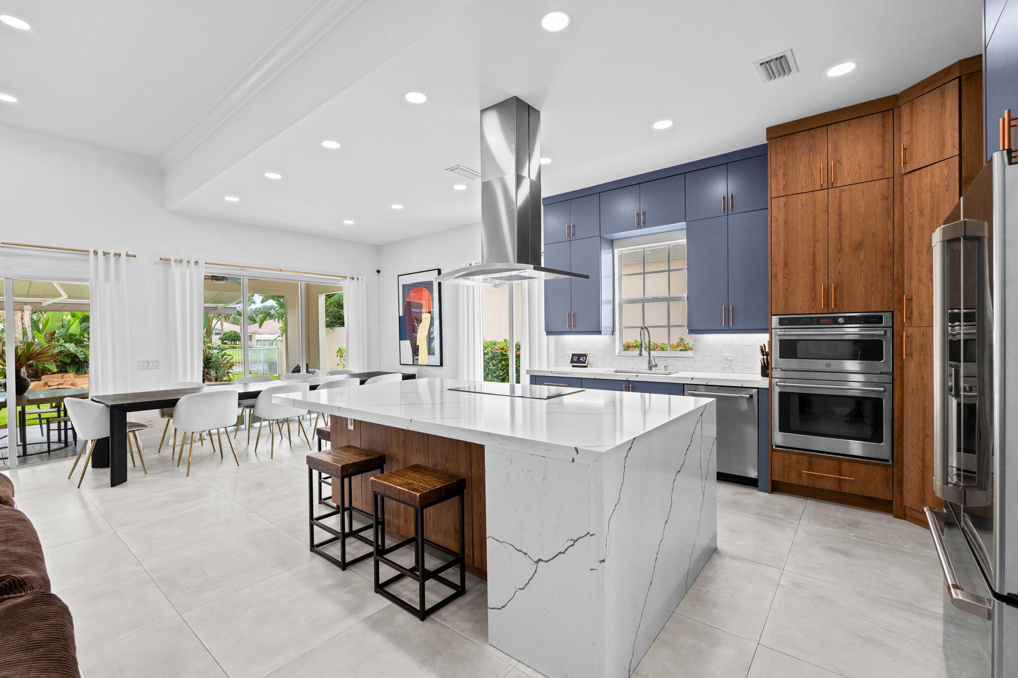 8342 Dominica Place