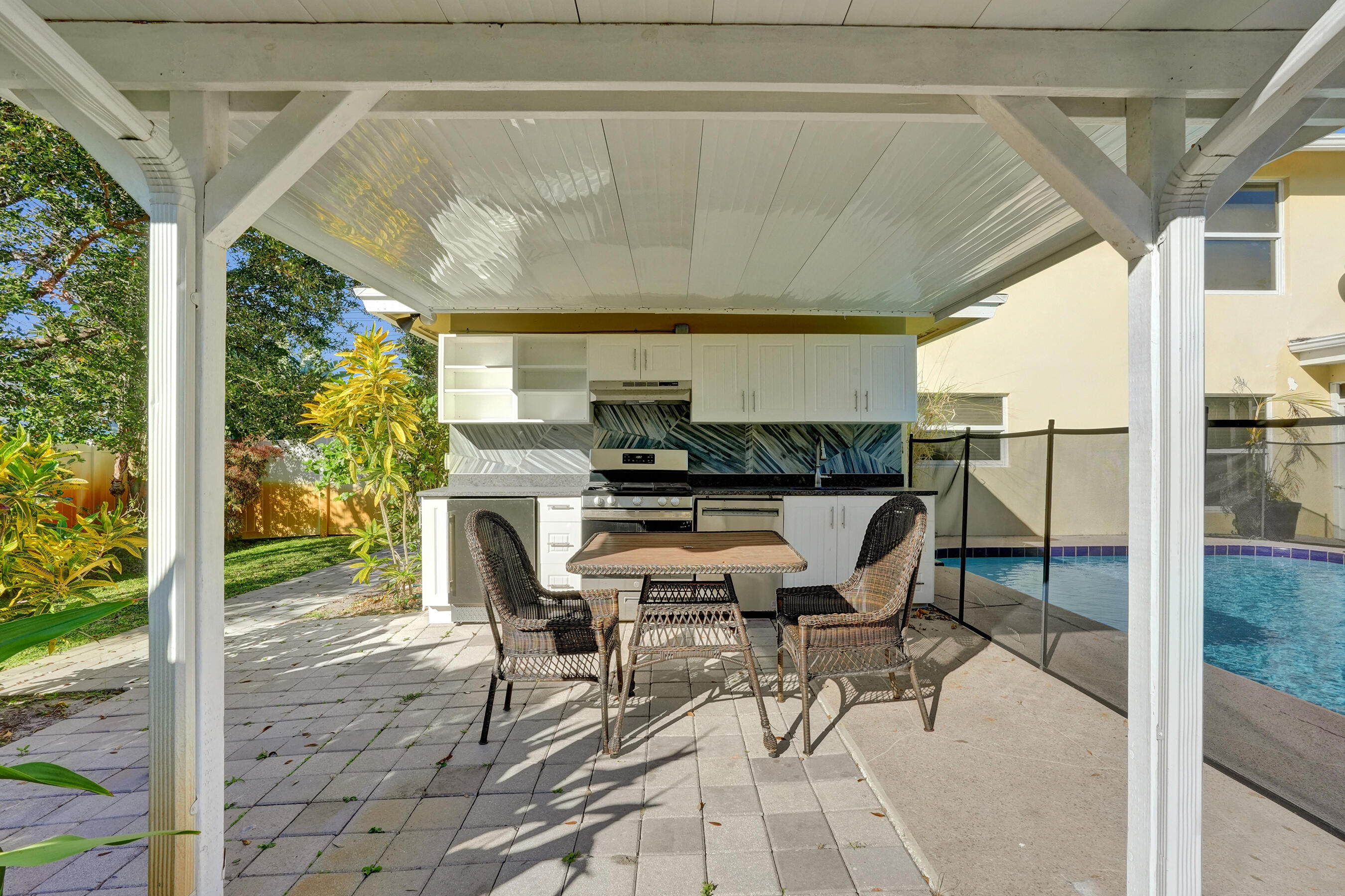 740 Buttonwood Road