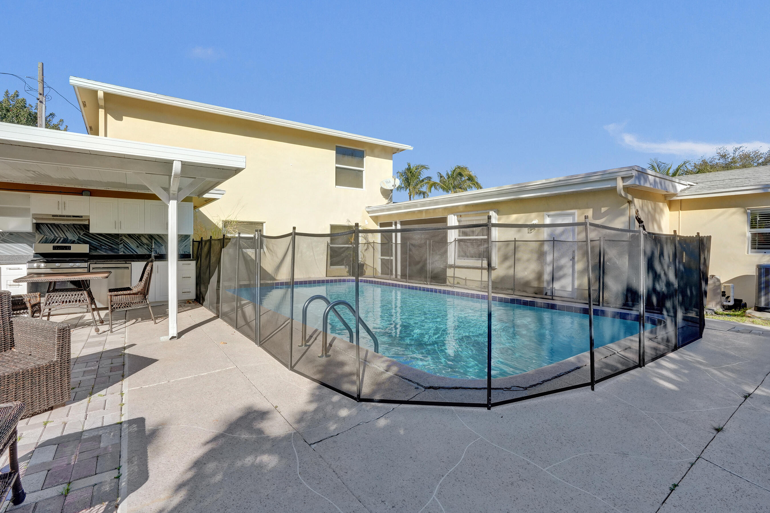 740 Buttonwood Road