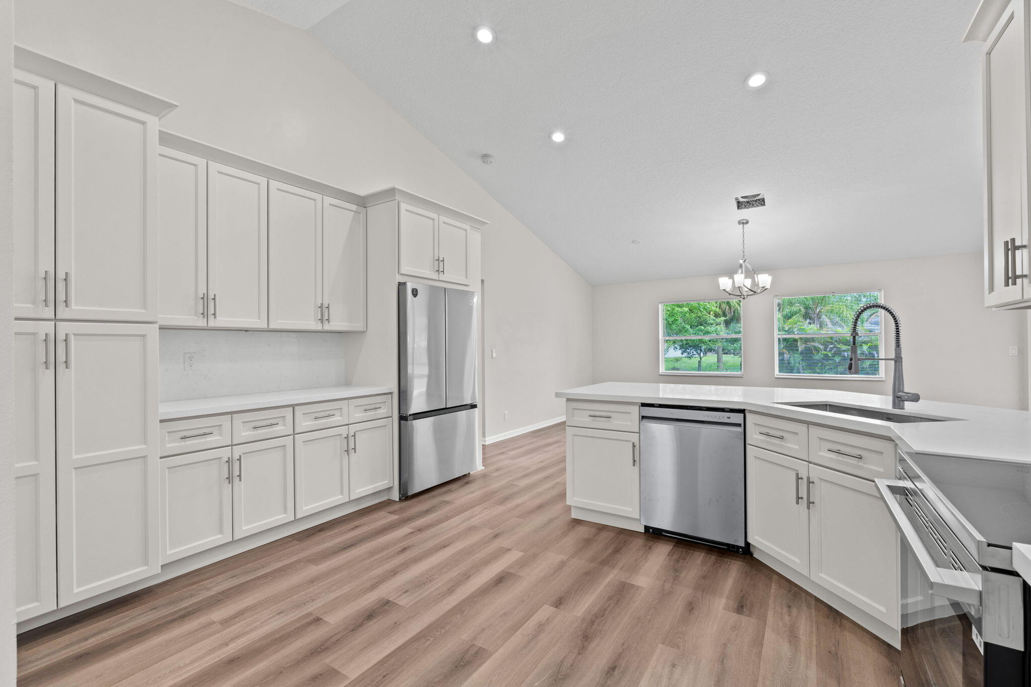 17104 76th Street N
