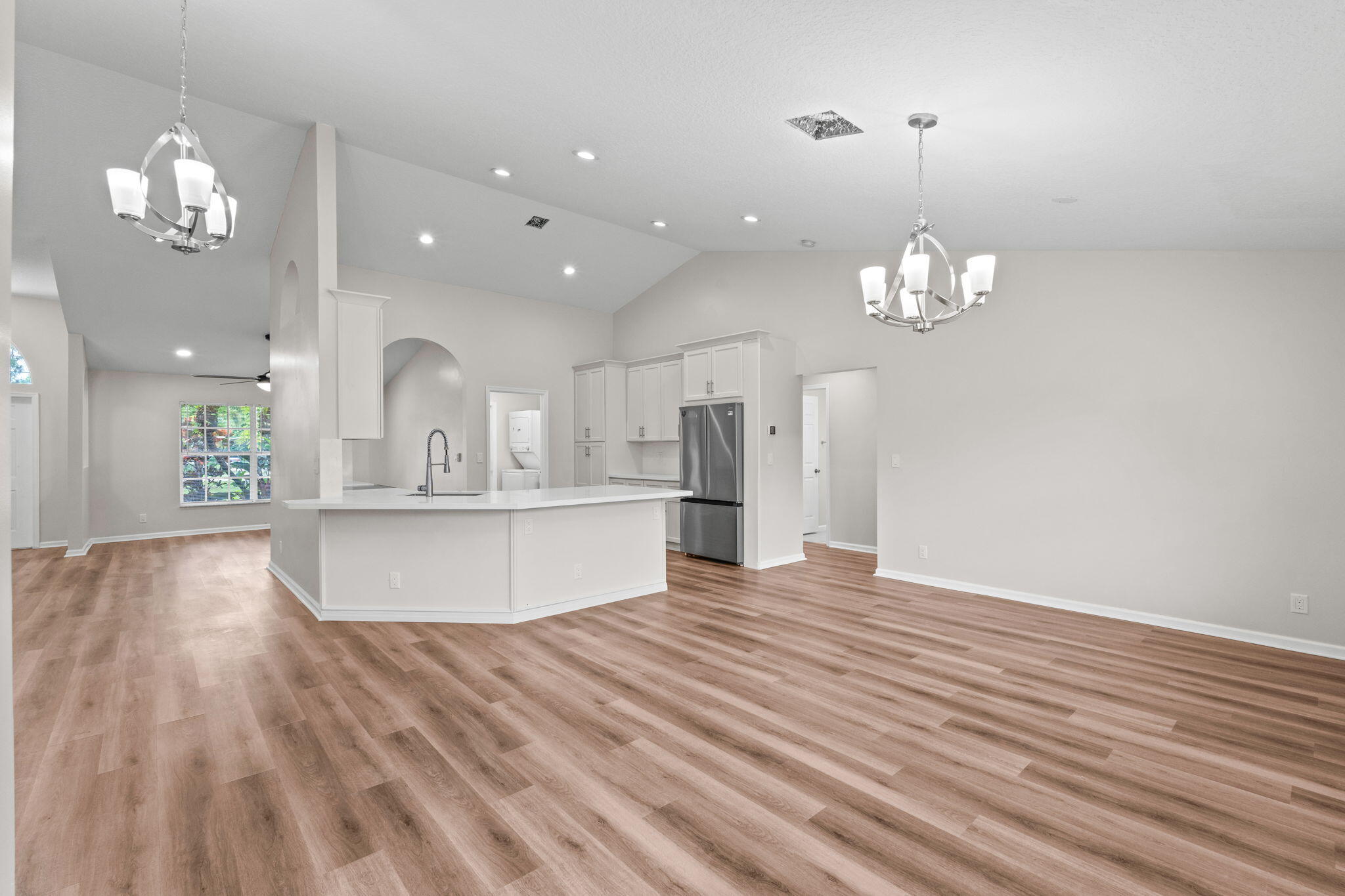 17104 76th Street N