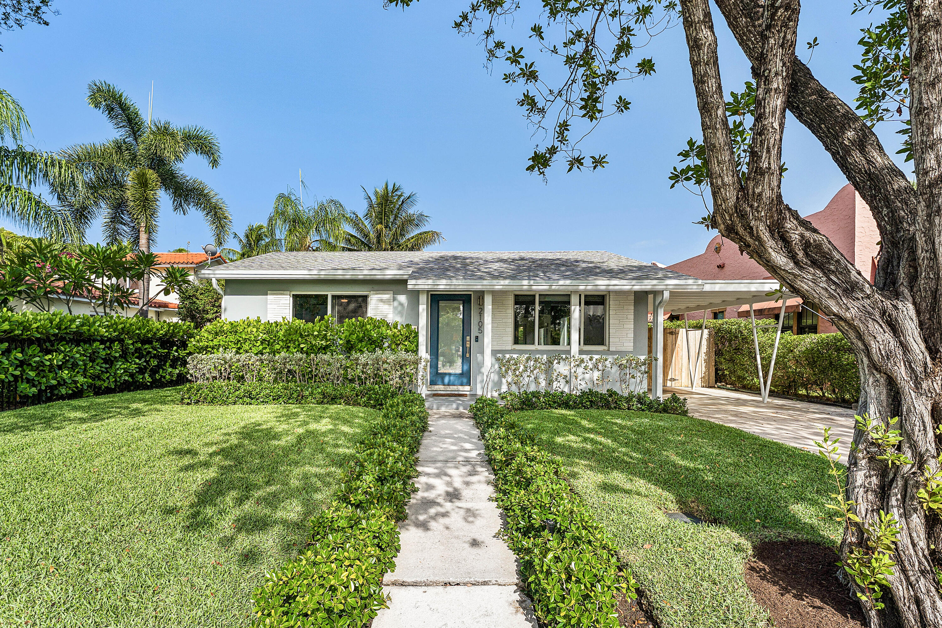 2105 N Federal Highway
