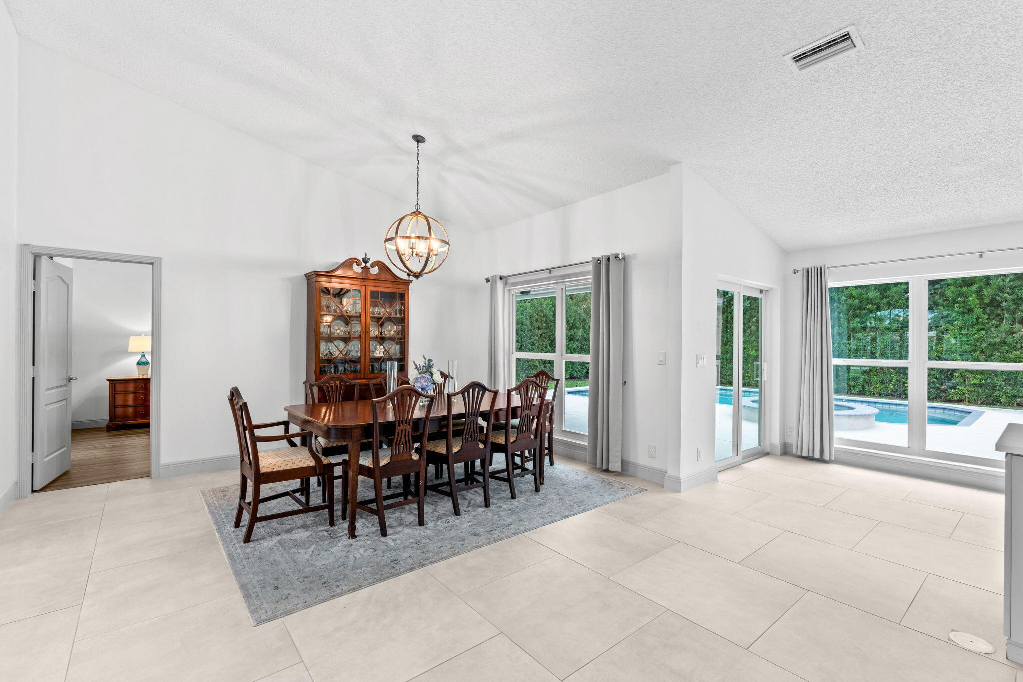 10223 Hunt Club Lane