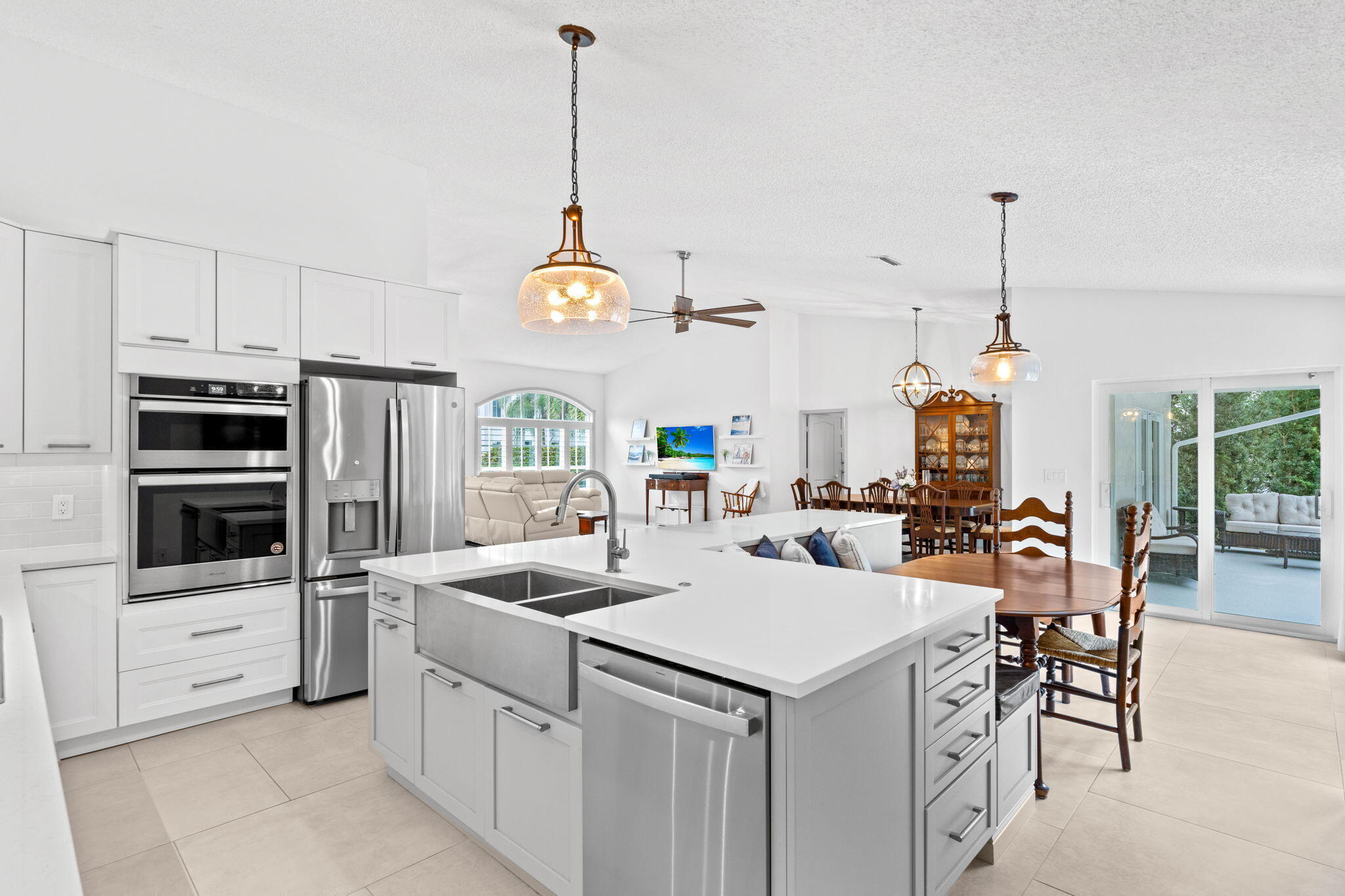 10223 Hunt Club Lane