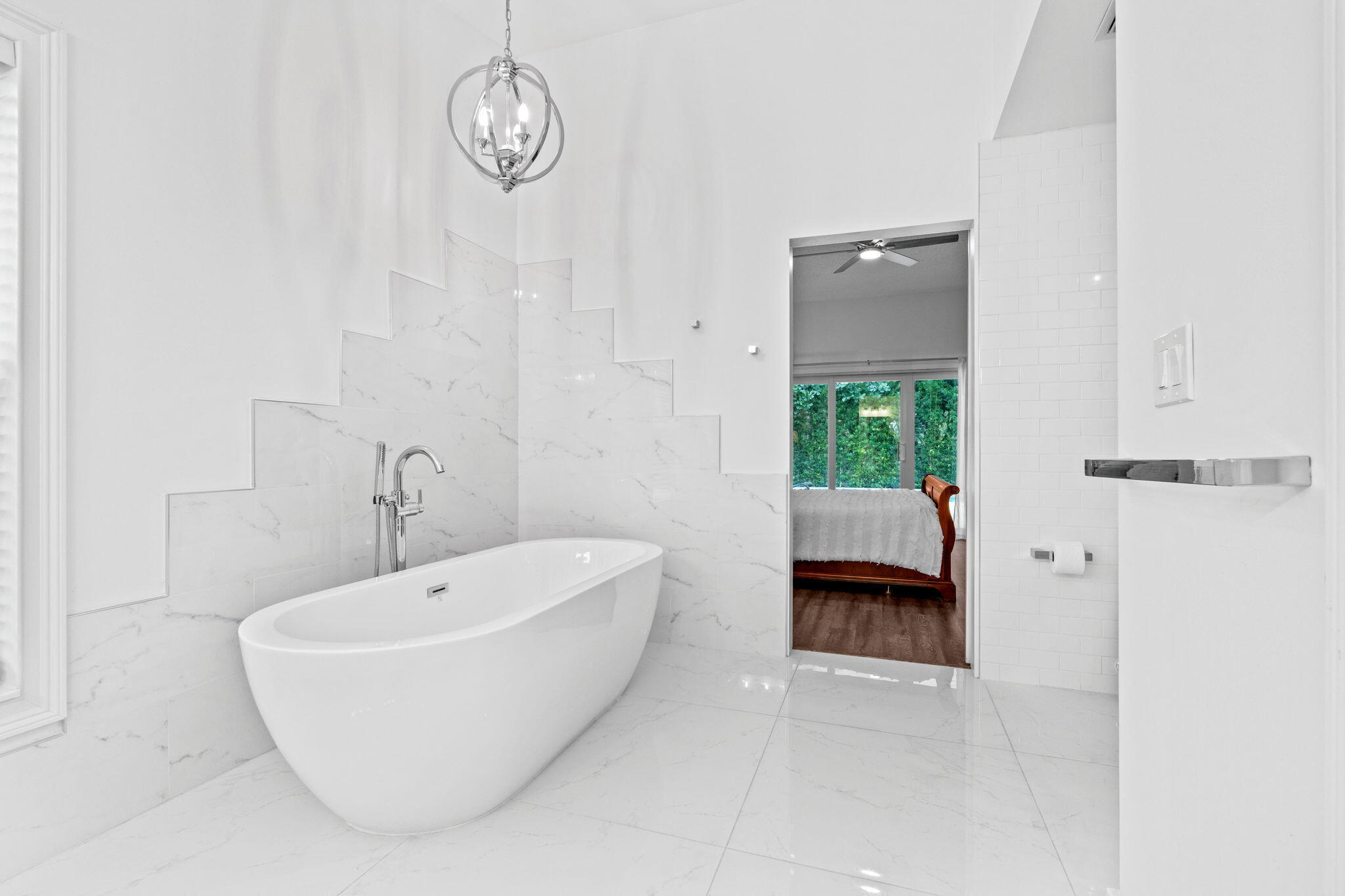 10223 Hunt Club Lane